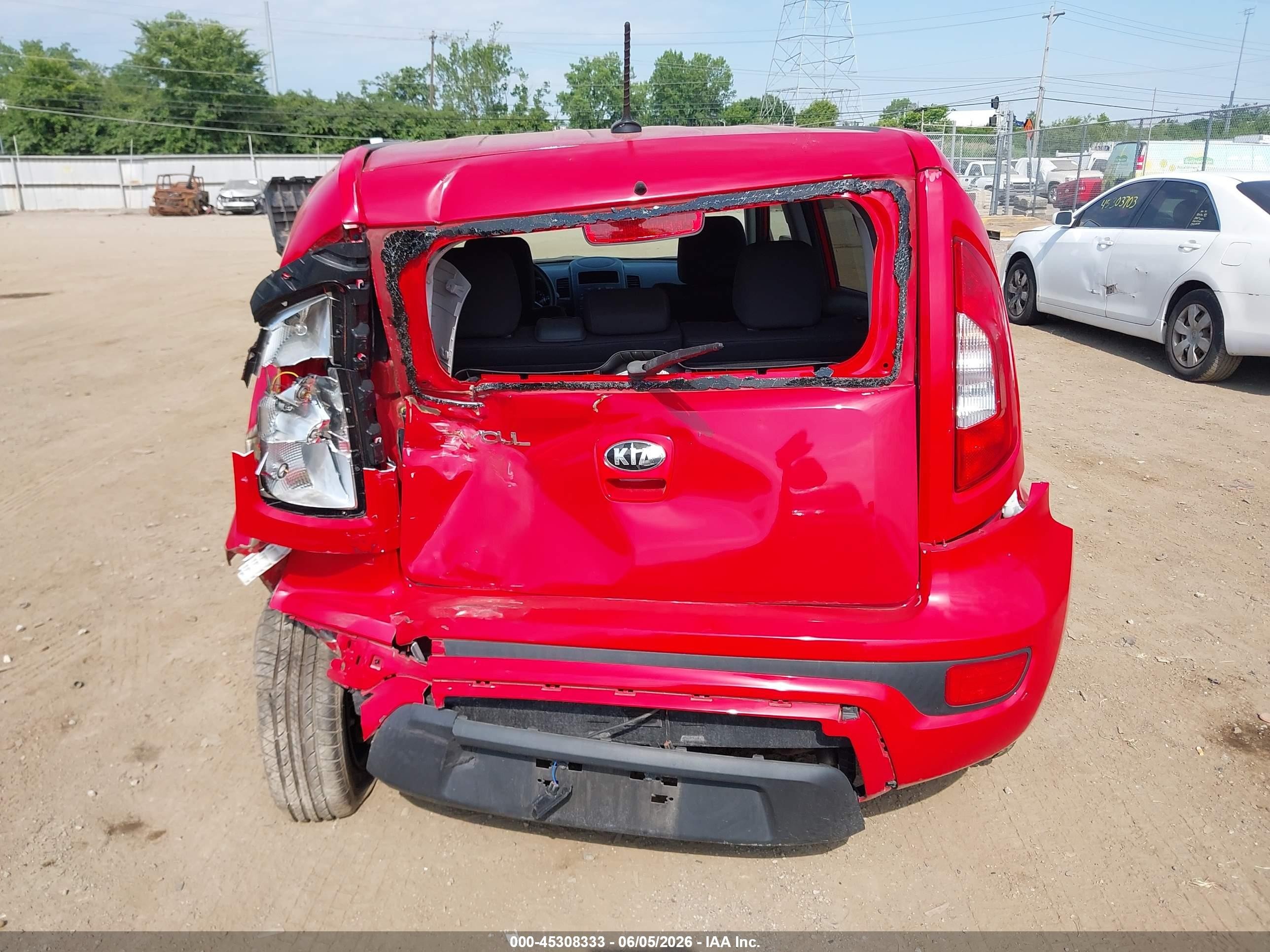 2013 Kia Soul   Красный vin: KNDJT2A59D7485902