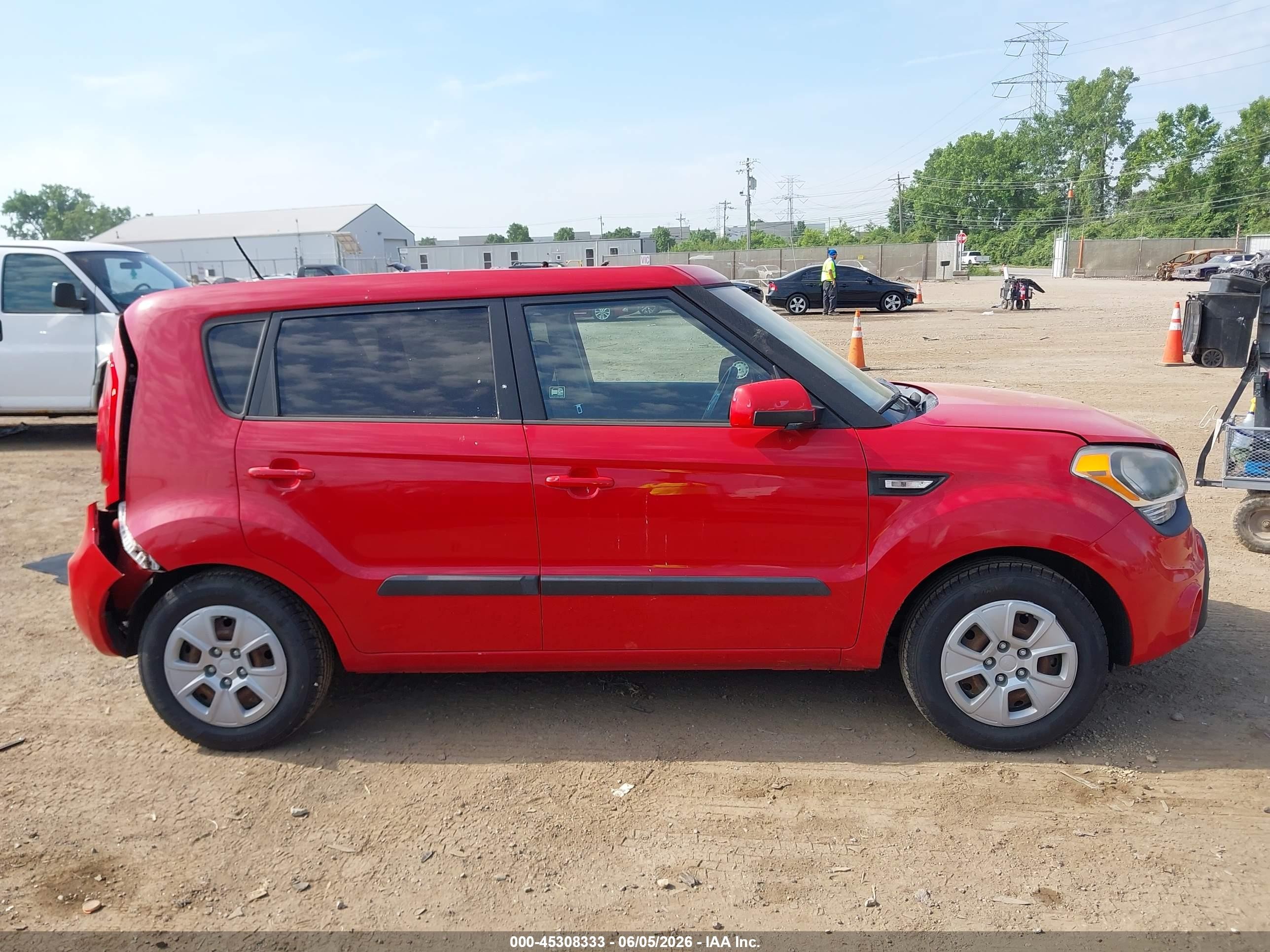 2013 Kia Soul   Красный vin: KNDJT2A59D7485902