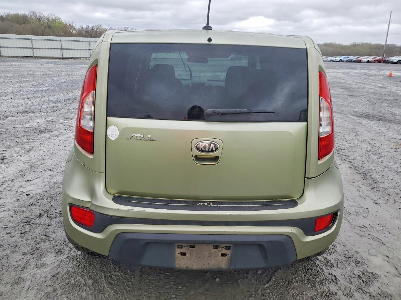 2013 Kia Soul Base Green vin: KNDJT2A59D7543765