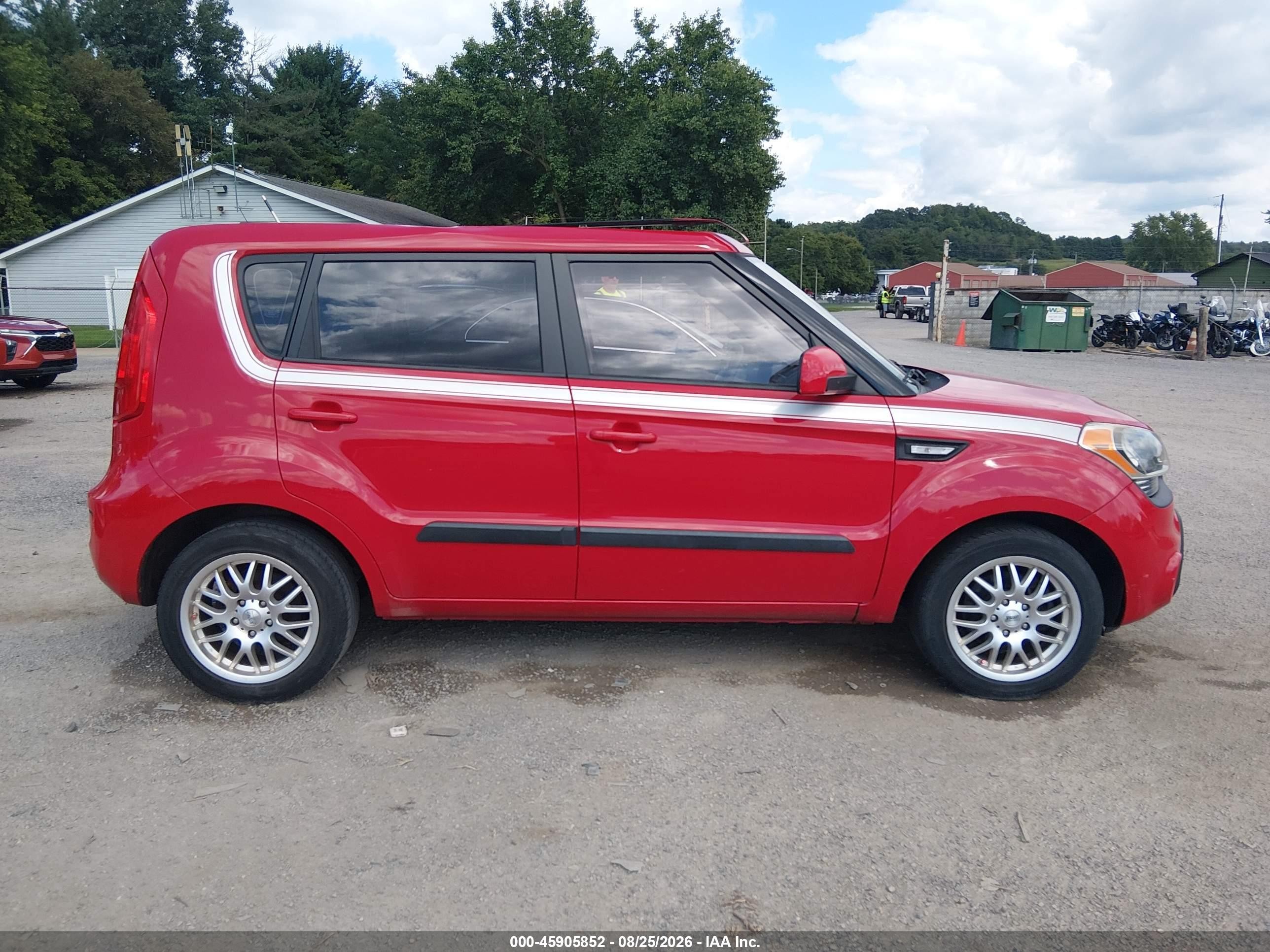 2013 Kia Soul   Red vin: KNDJT2A59D7574806
