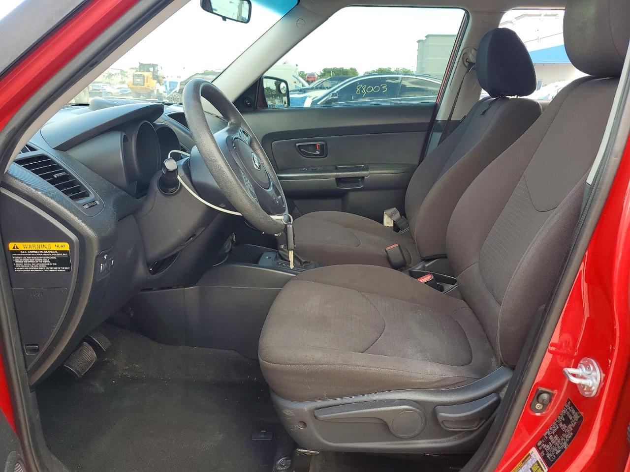2013 Kia Soul Base Red vin: KNDJT2A59D7576216