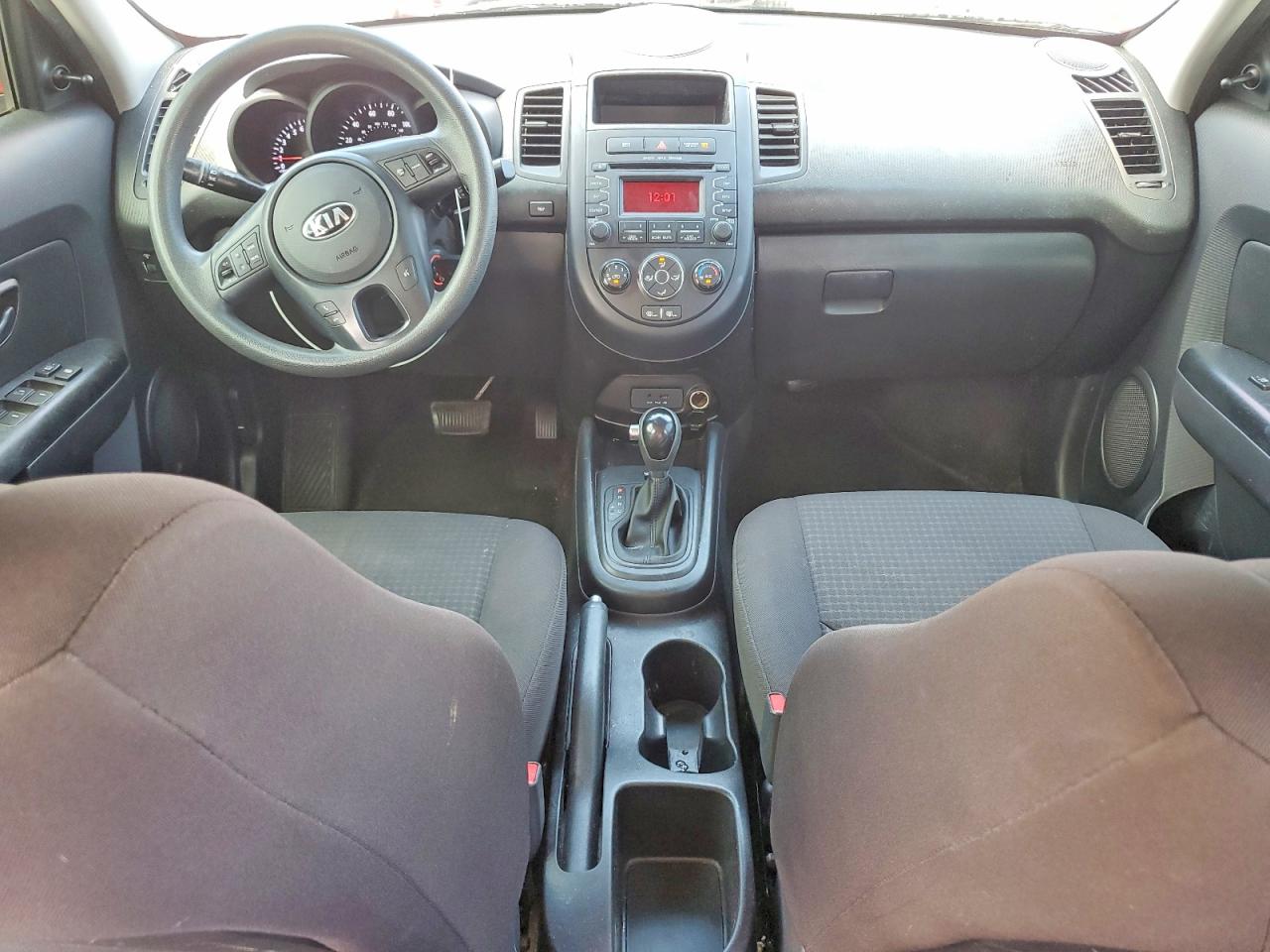 2013 Kia Soul Base Red vin: KNDJT2A59D7576216