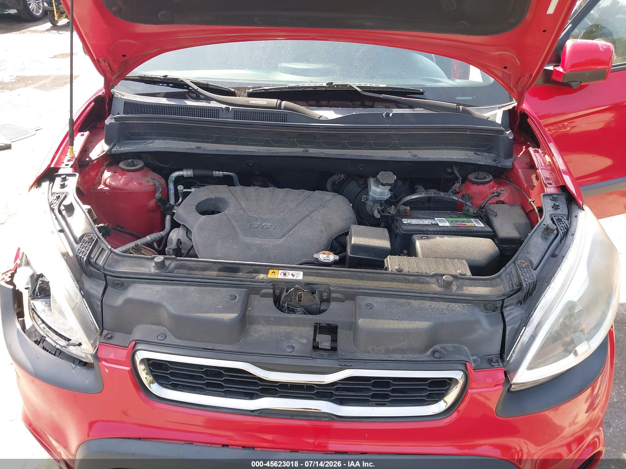 2013 Kia Soul Красный vin: KNDJT2A59D7596899