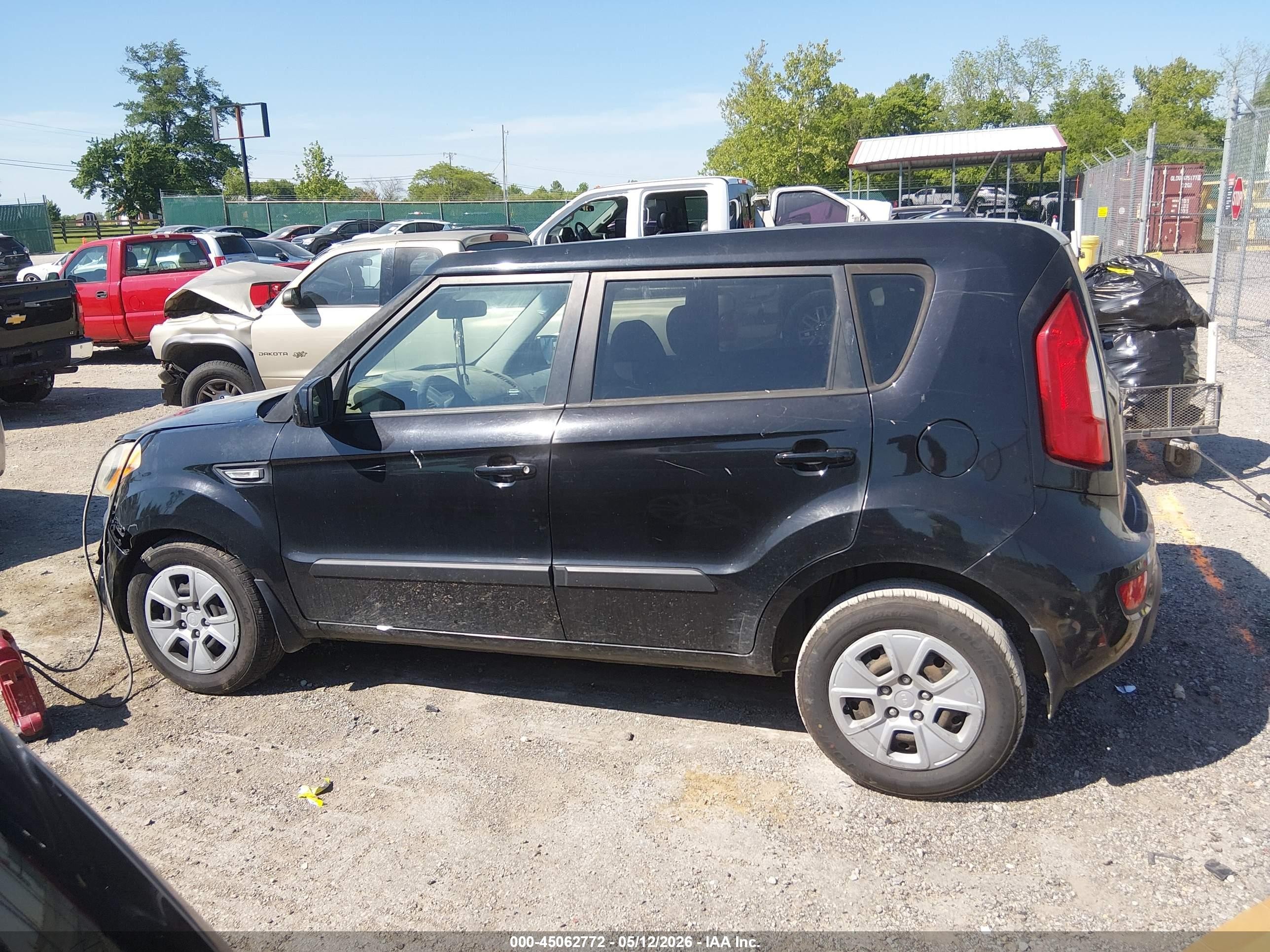 2013 Kia Soul   Black vin: KNDJT2A59D7612907