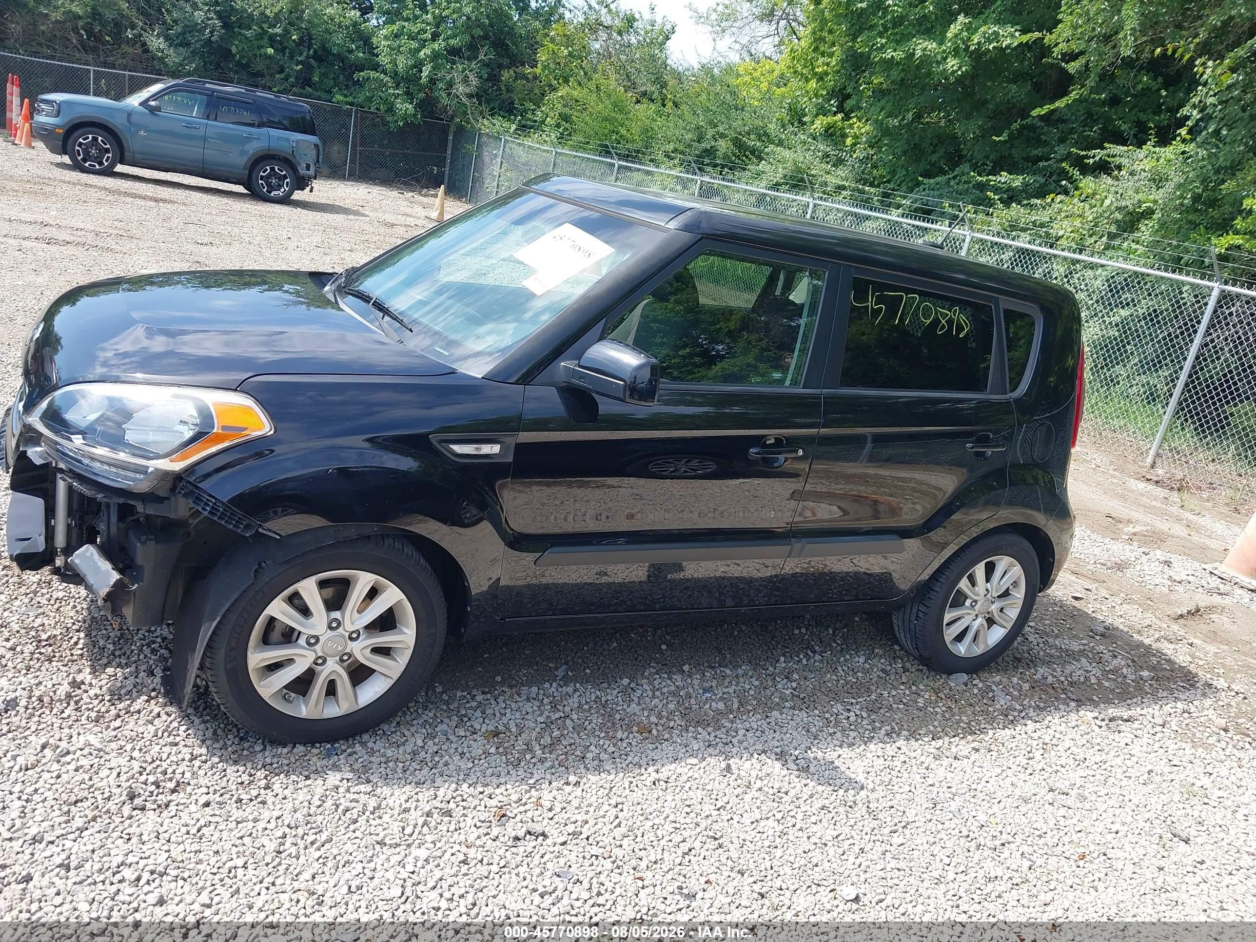 2013 Kia Soul   Black vin: KNDJT2A59D7626452