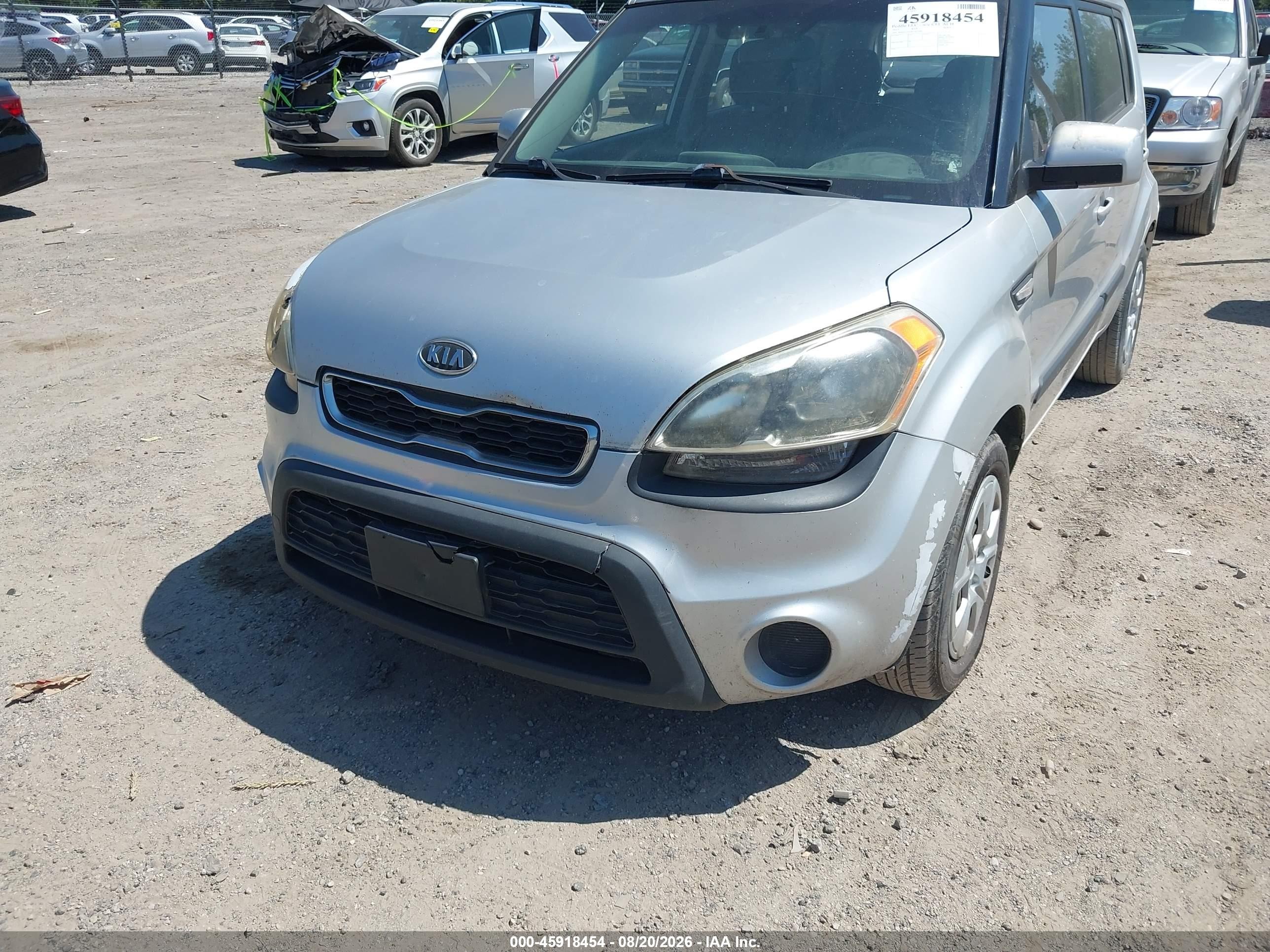 2012 Kia Soul   Silver vin: KNDJT2A5XC7427909