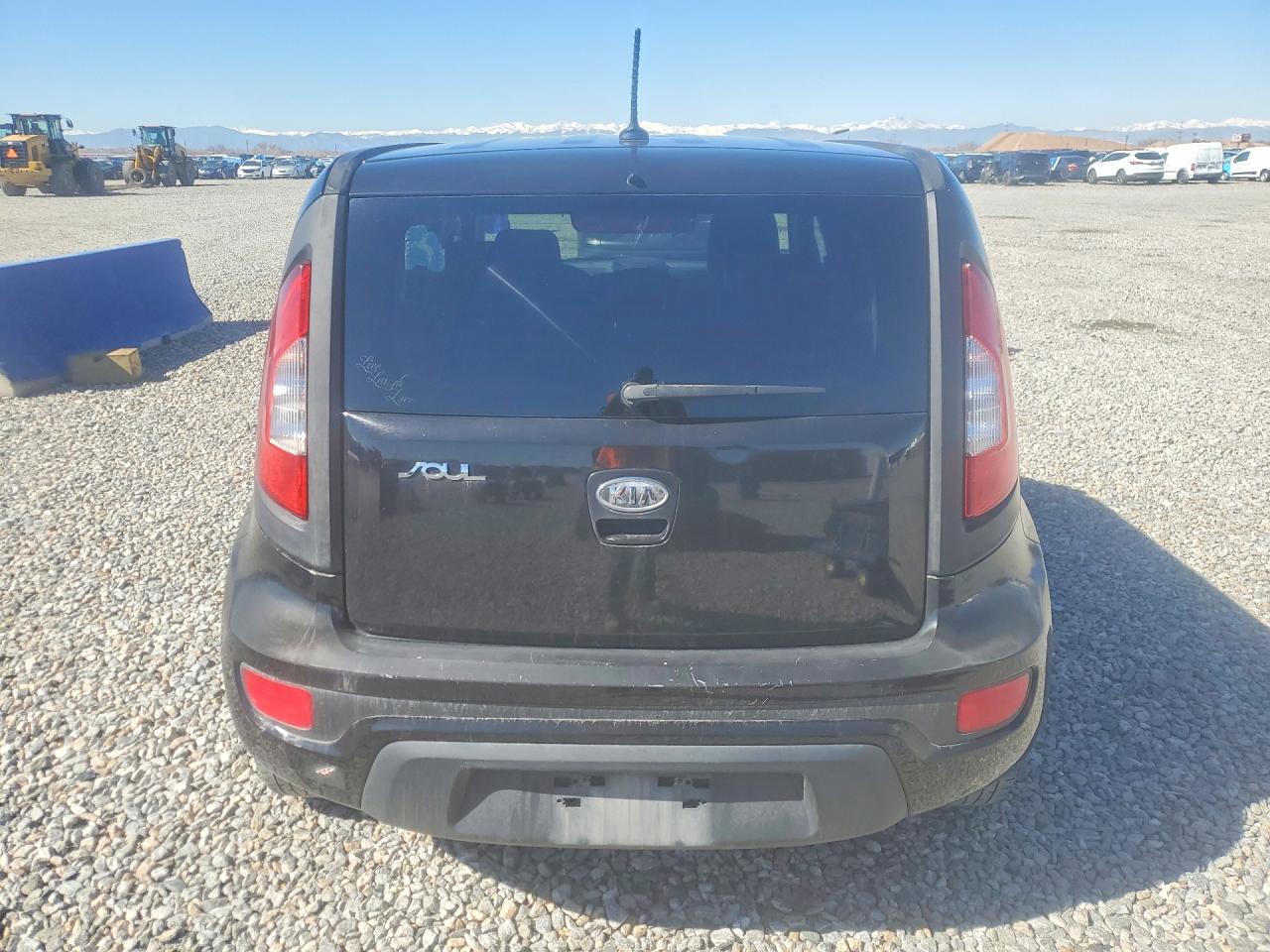 2012 Kia Soul Base Black vin: KNDJT2A5XC7745822