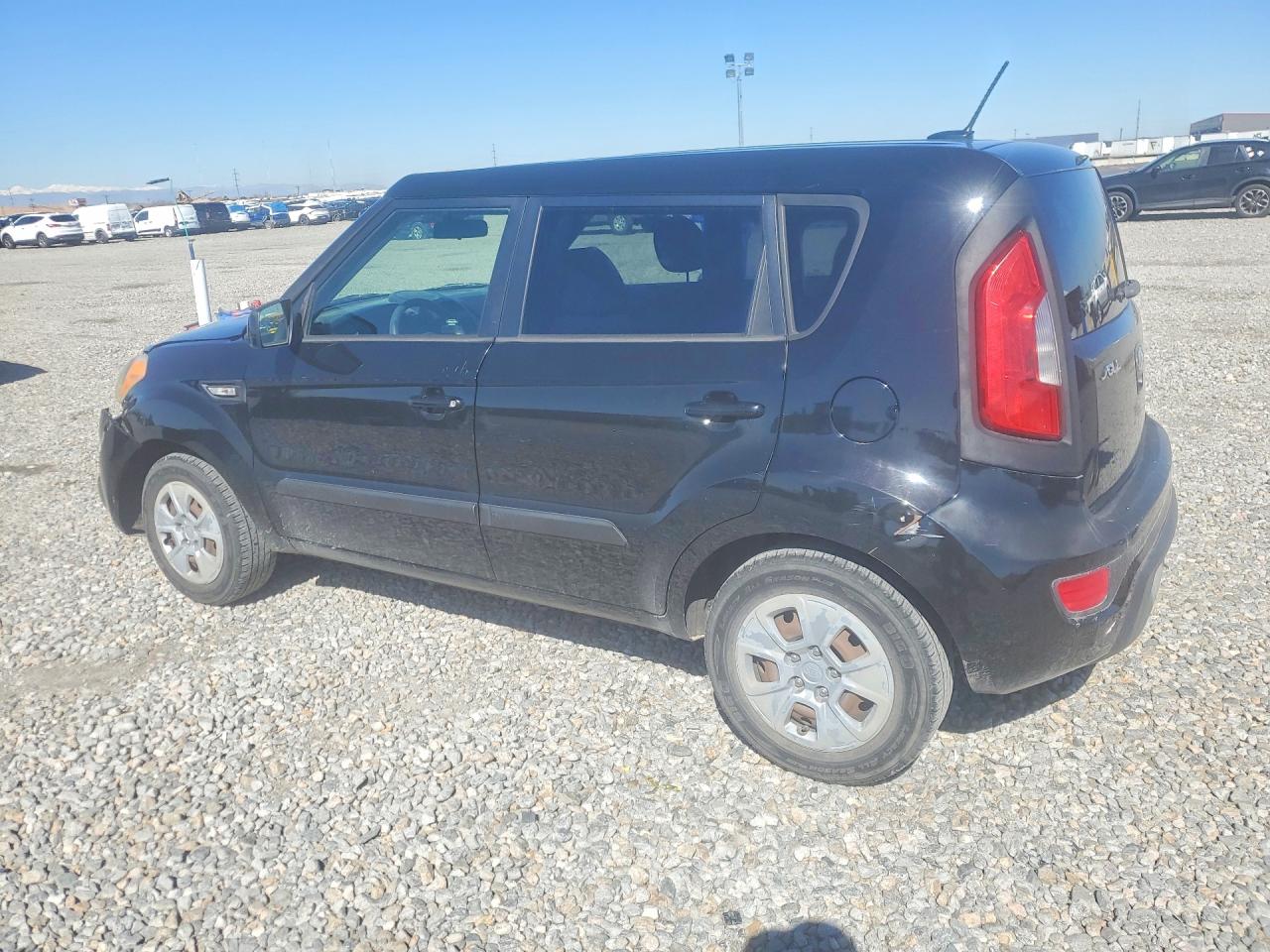 2012 Kia Soul Base Black vin: KNDJT2A5XC7745822