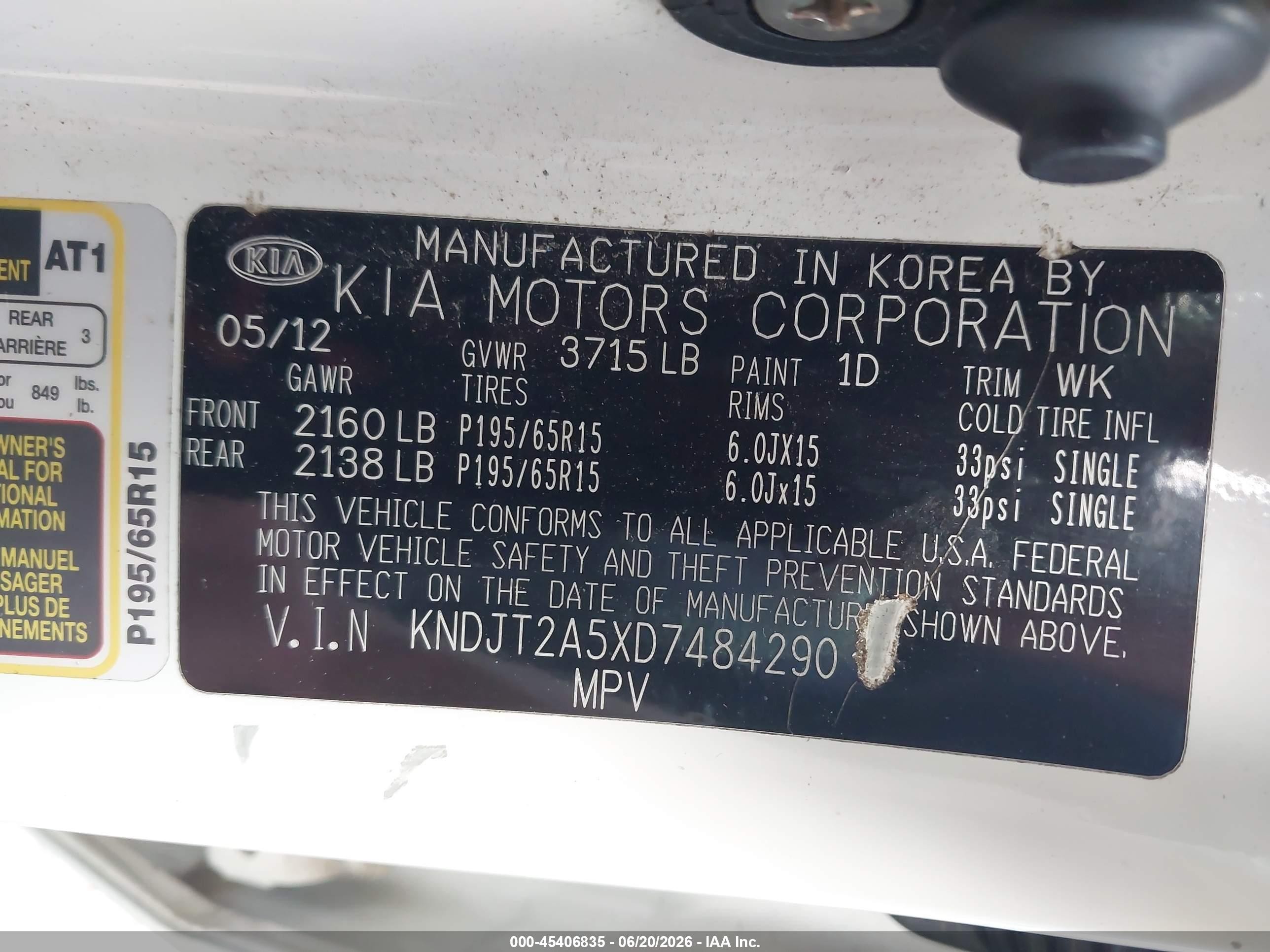 2013 Kia Soul   White vin: KNDJT2A5XD7484290