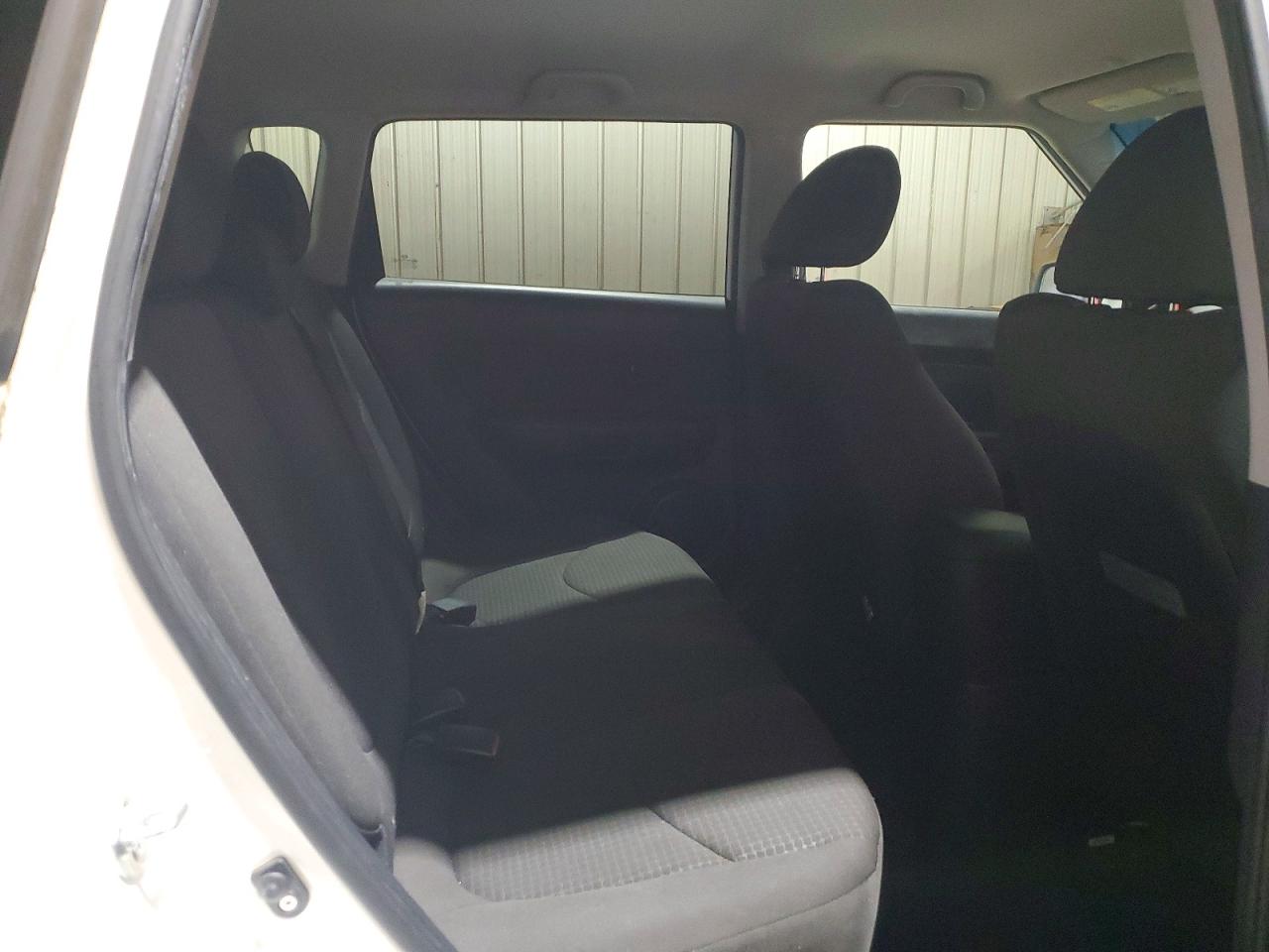 2013 Kia Soul Base White vin: KNDJT2A5XD7492373