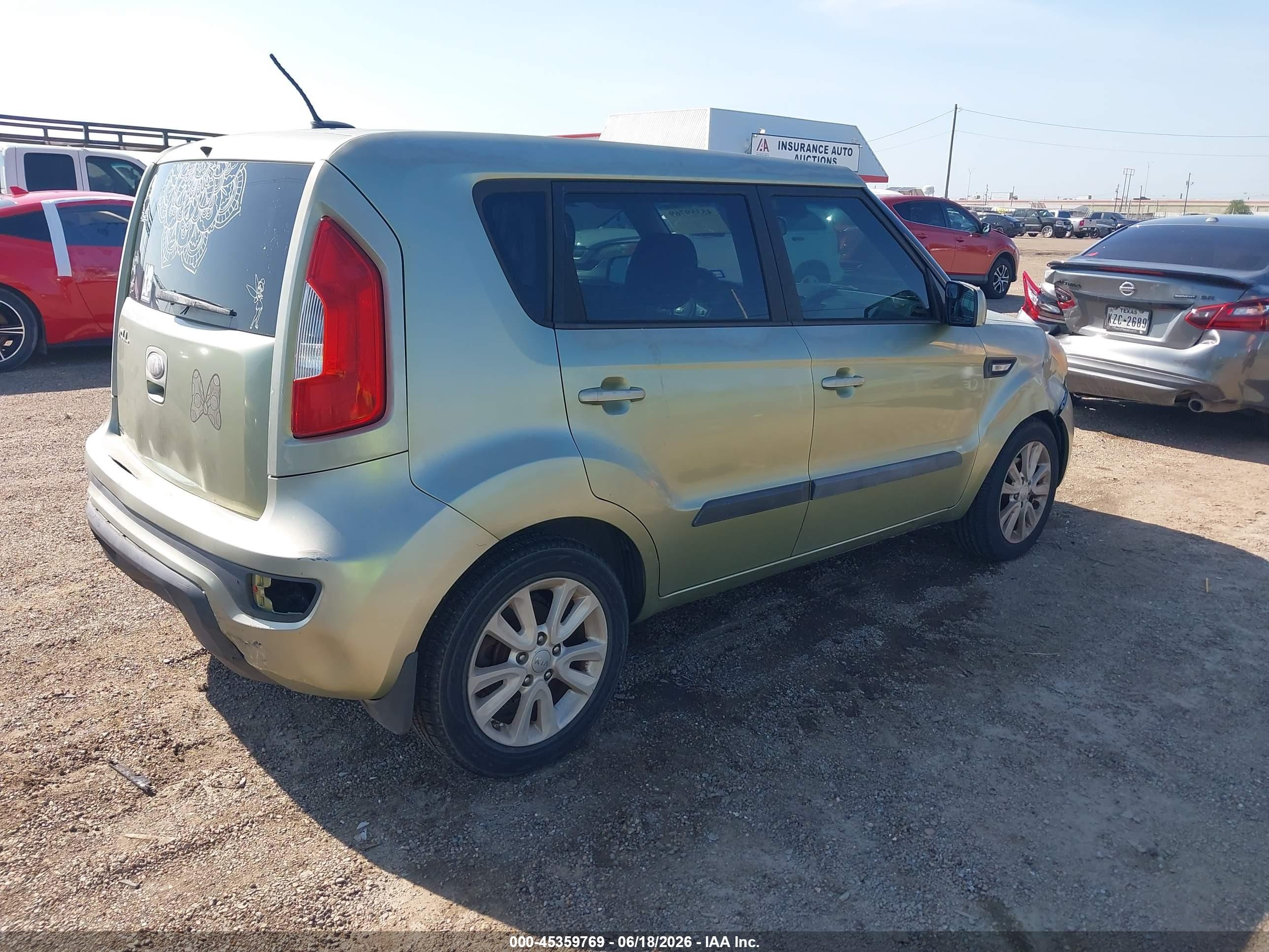 2013 Kia Soul   Green vin: KNDJT2A5XD7543371