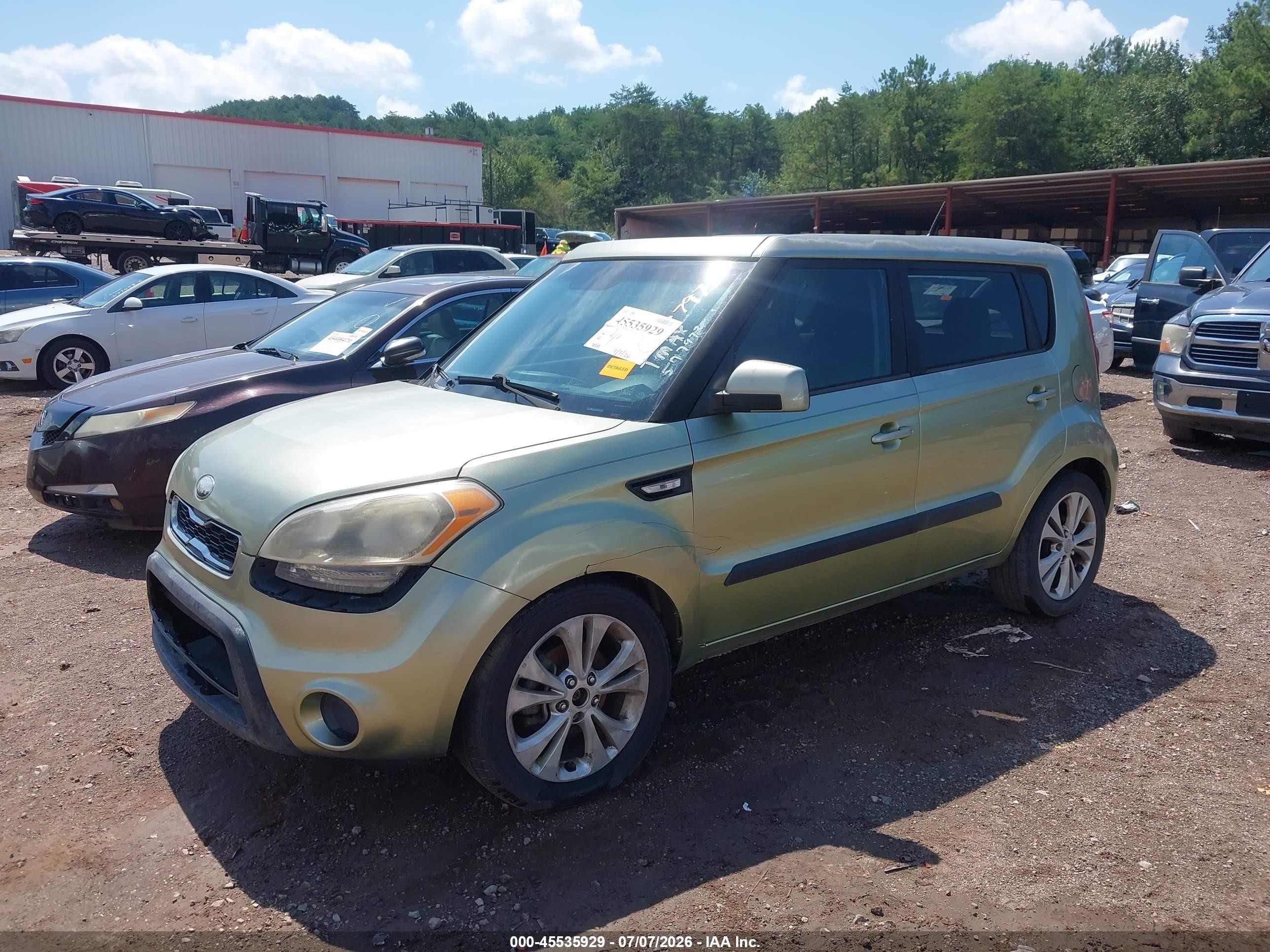 2013 Kia Soul   Зеленый vin: KNDJT2A5XD7577973
