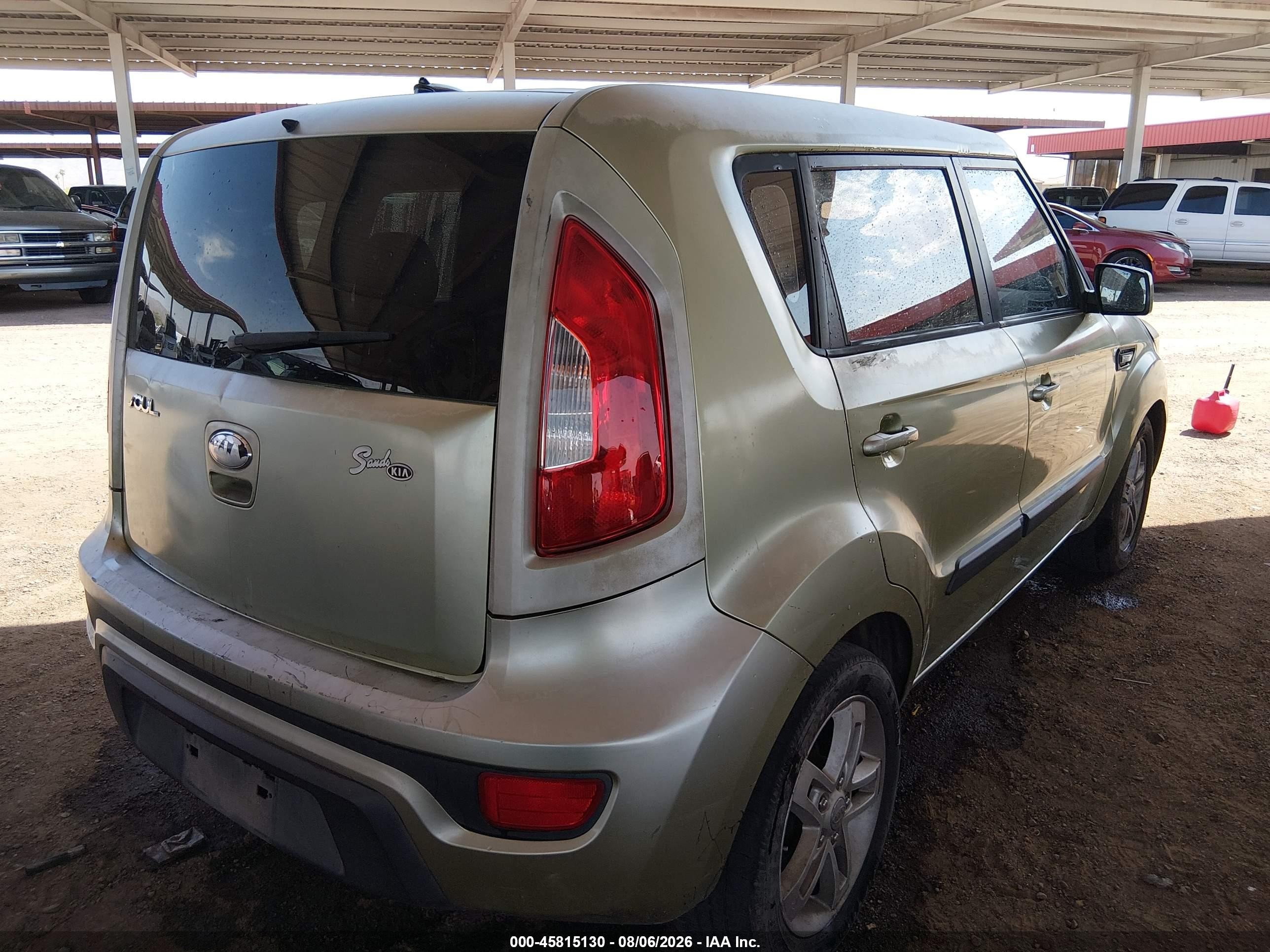 2013 Kia Soul ! Green vin: KNDJT2A5XD7618361