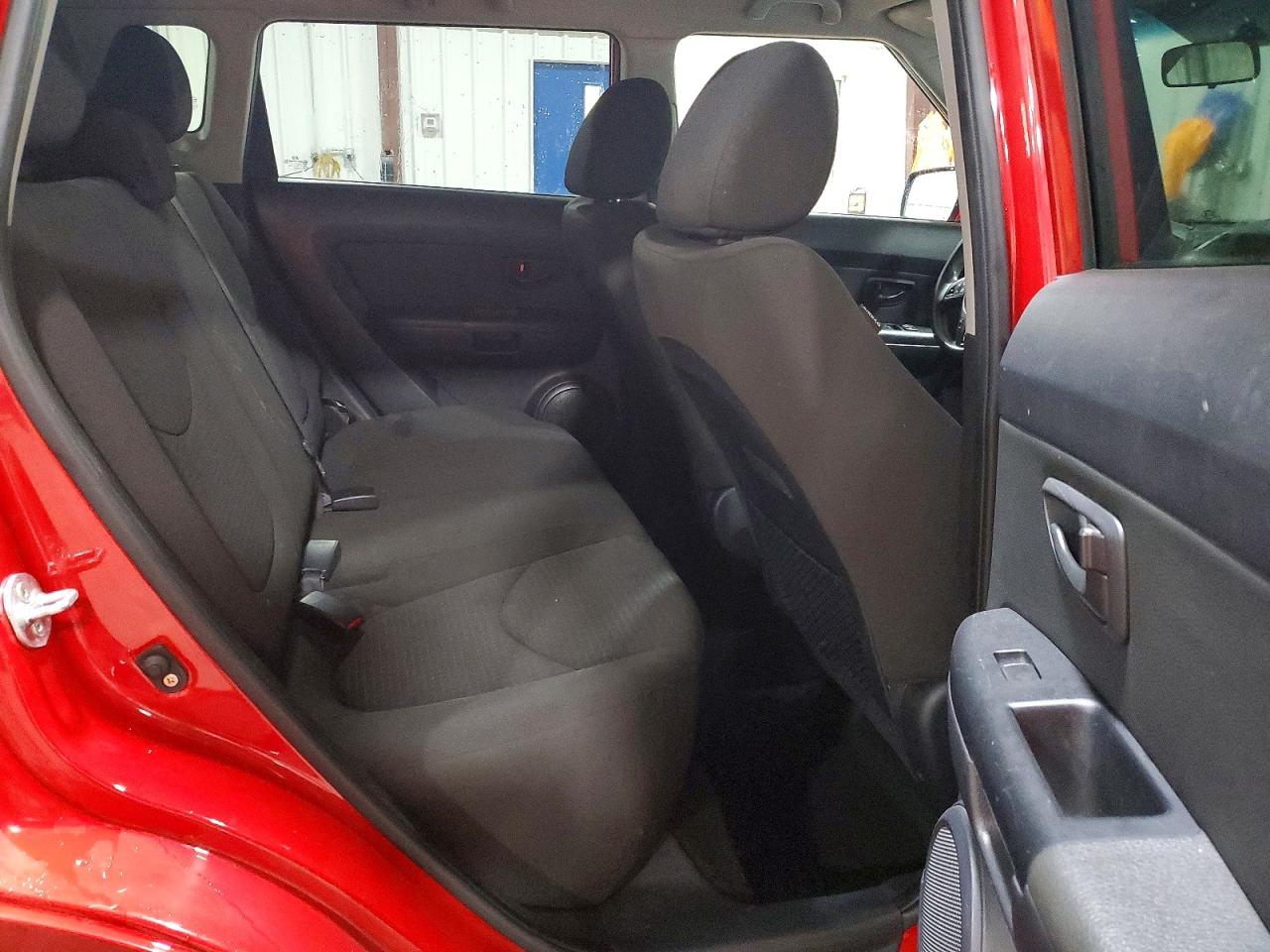 2013 Kia Soul Base Red vin: KNDJT2A5XD7623382