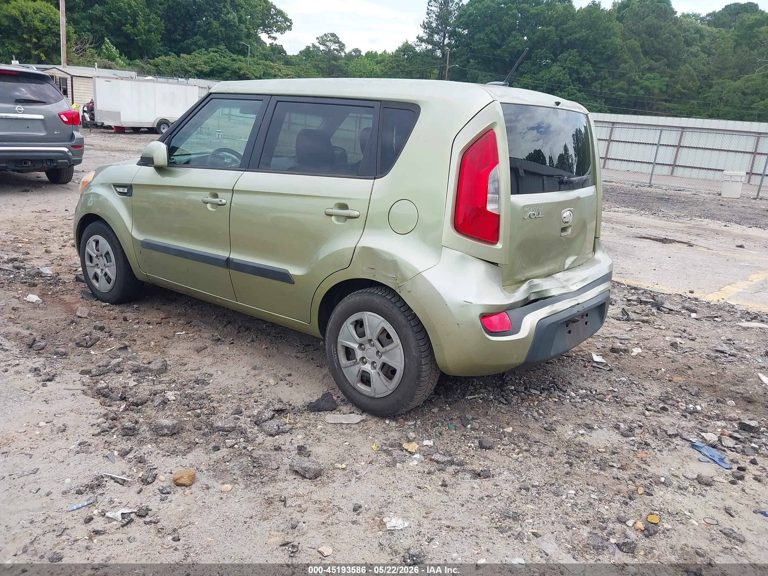 2013 Kia Soul   Green vin: KNDJT2A5XD7624516