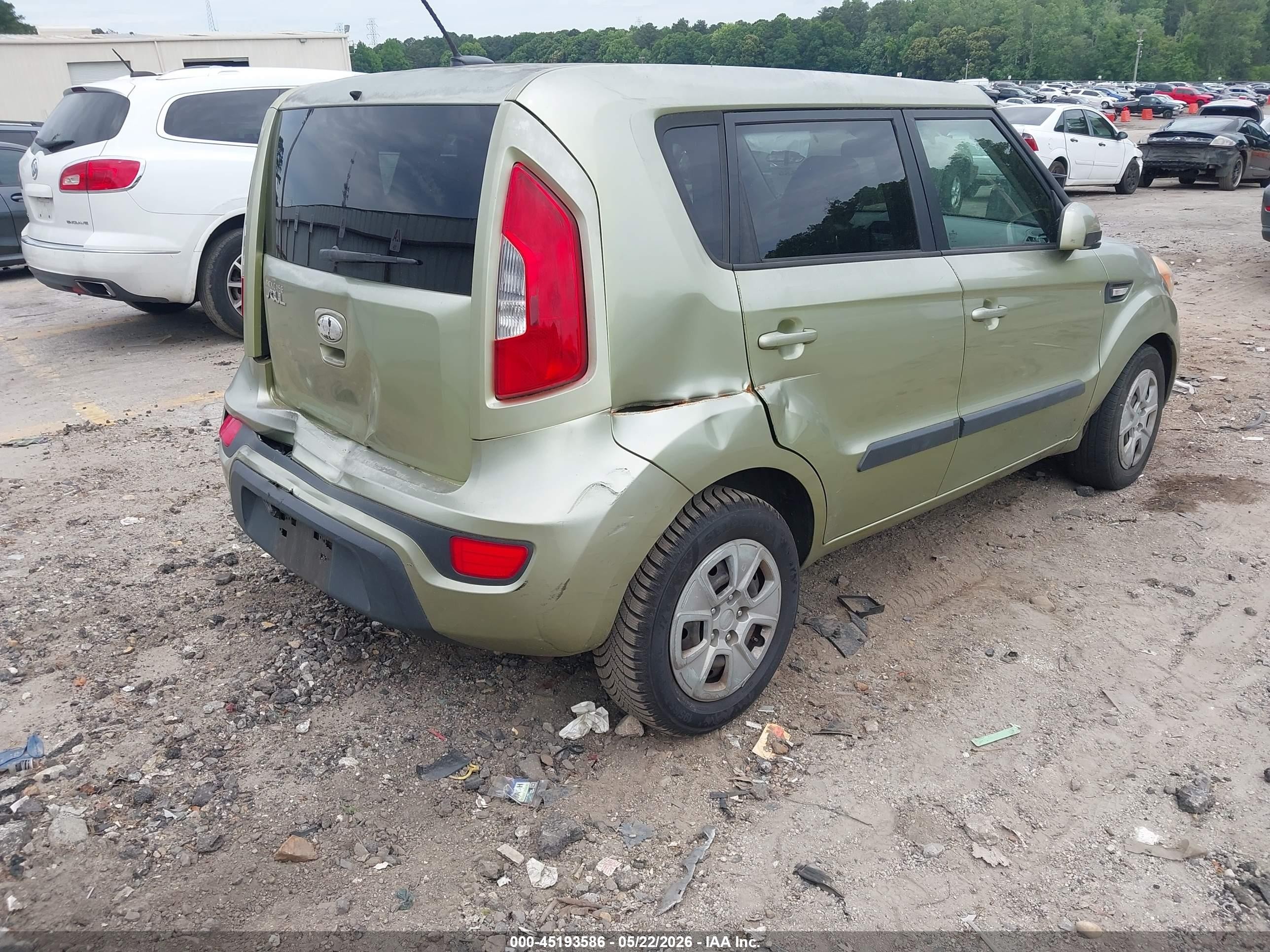 2013 Kia Soul   Green vin: KNDJT2A5XD7624516