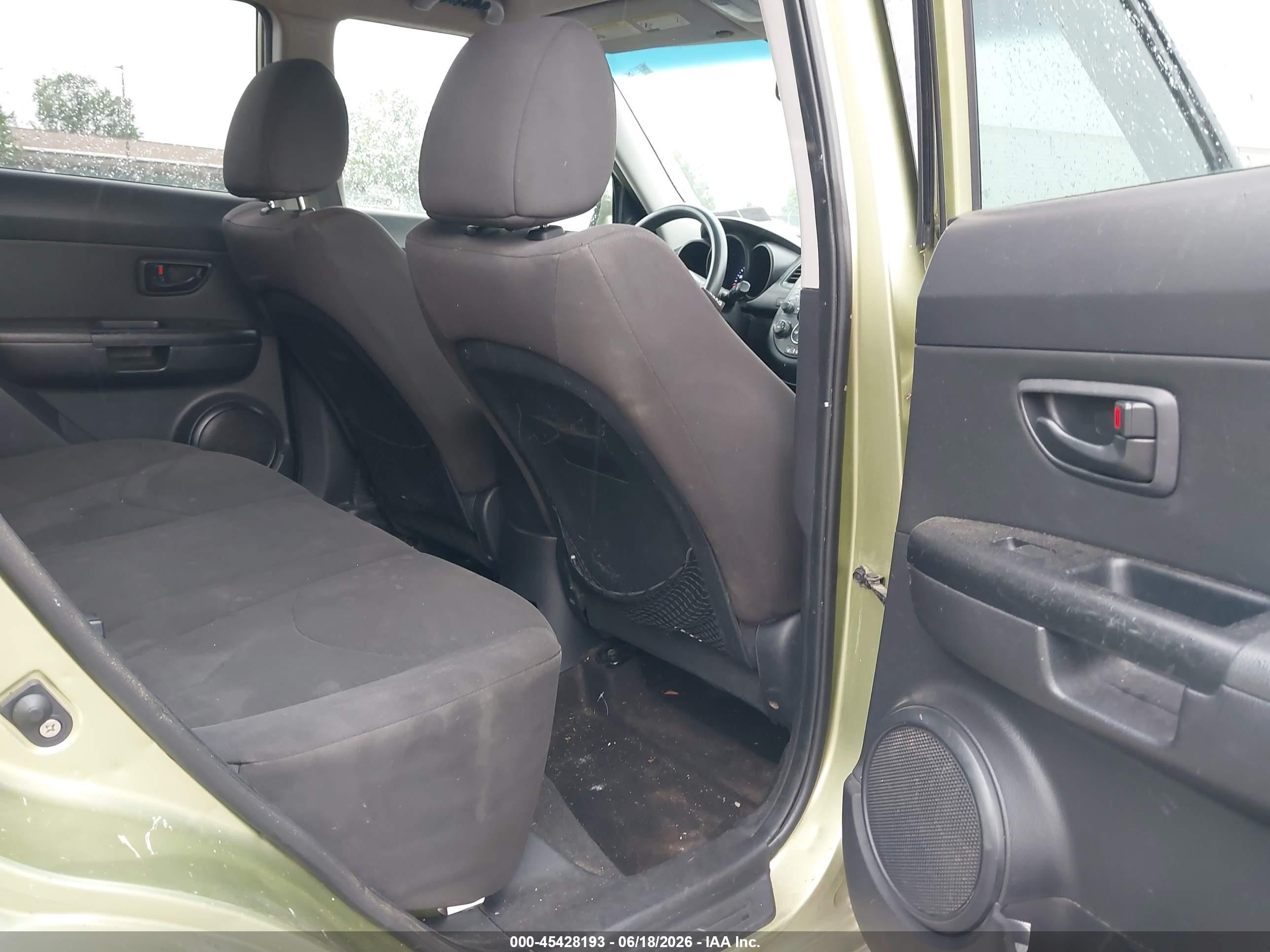 2013 Kia Soul   Green vin: KNDJT2A5XD7634463