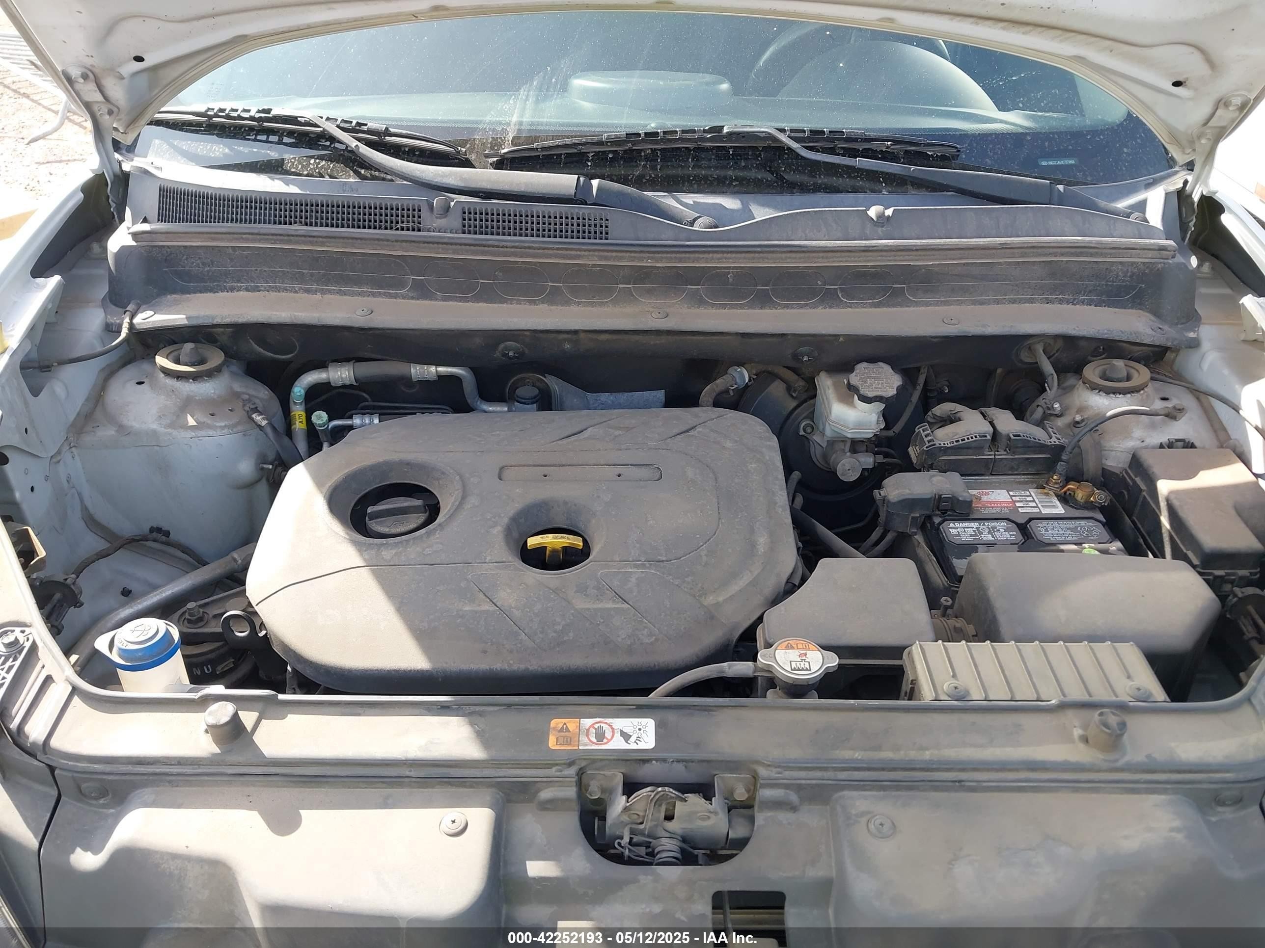 2012 Kia Soul + Серебряный vin: KNDJT2A60C7379894