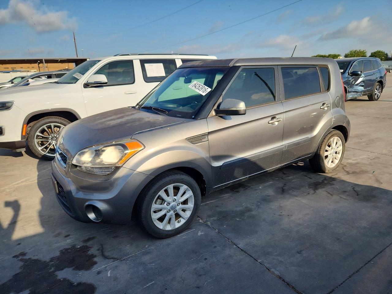 2012 Kia Soul + Серебряный vin: KNDJT2A60C7386313