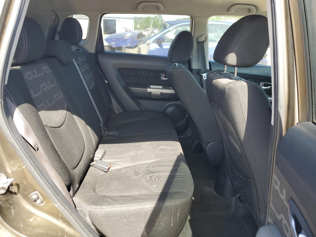 2012 Kia Soul + Gray vin: KNDJT2A60C7391382