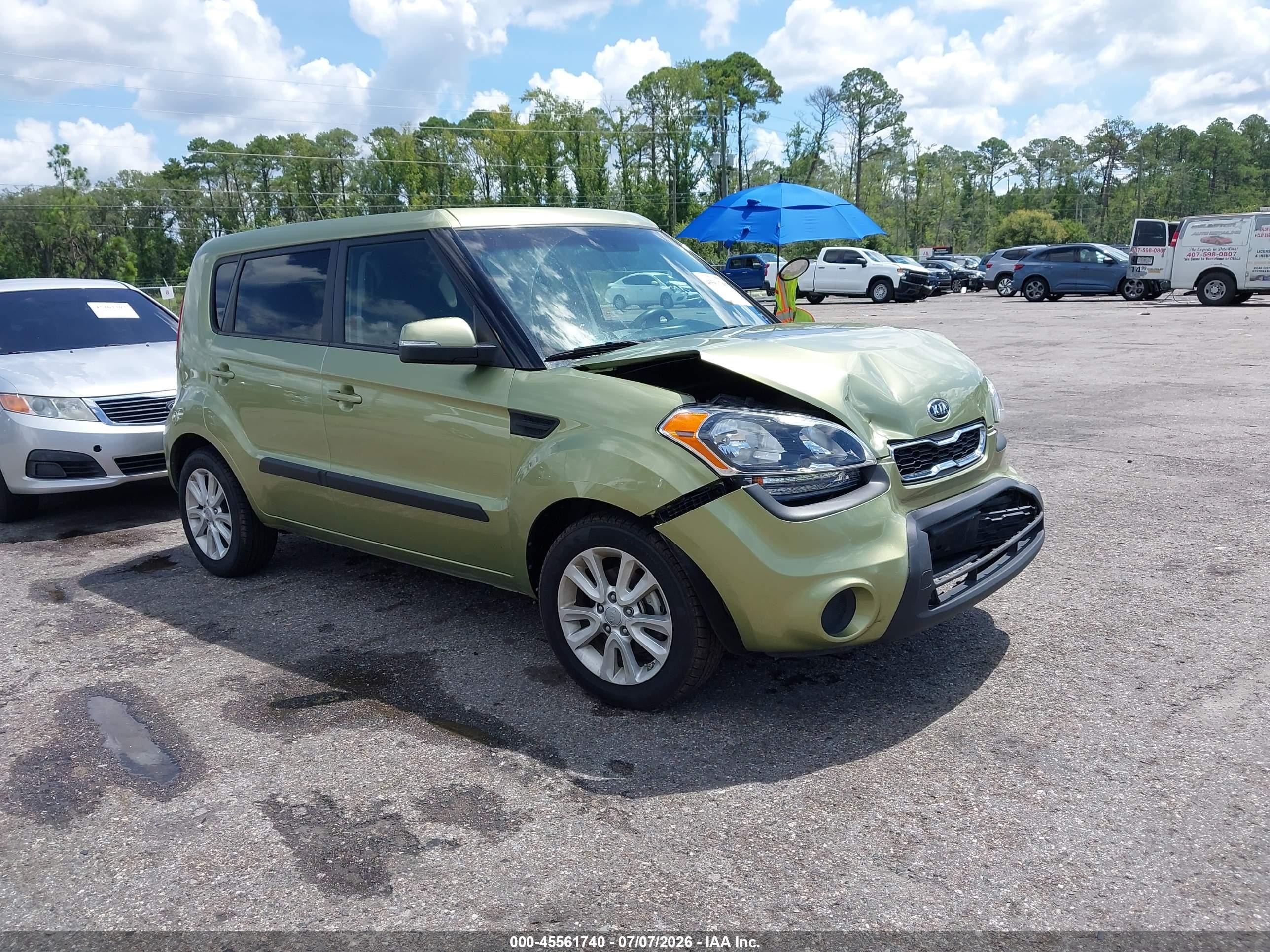 2012 Kia Soul + Green vin: KNDJT2A60C7400663