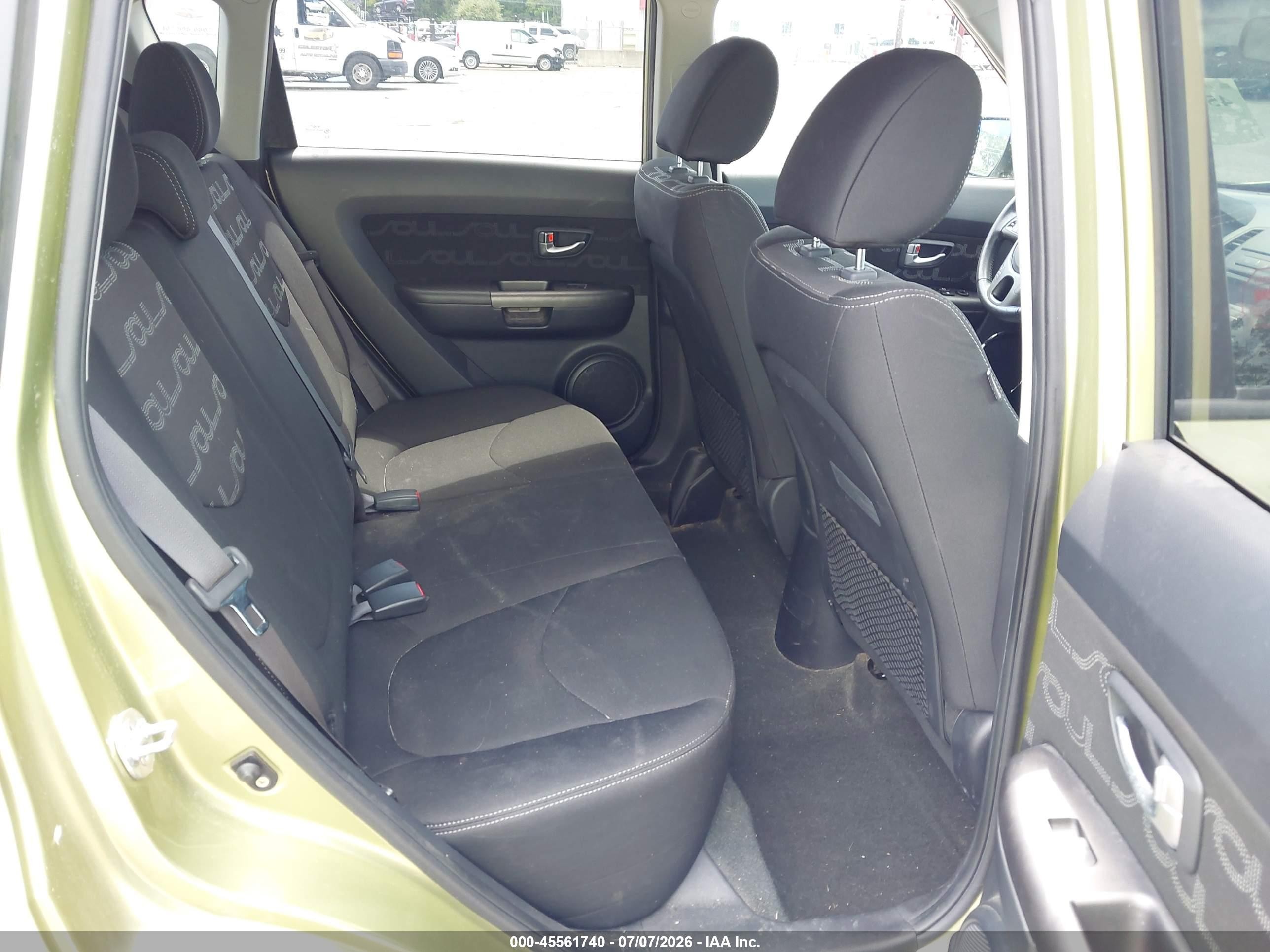 2012 Kia Soul + Green vin: KNDJT2A60C7400663