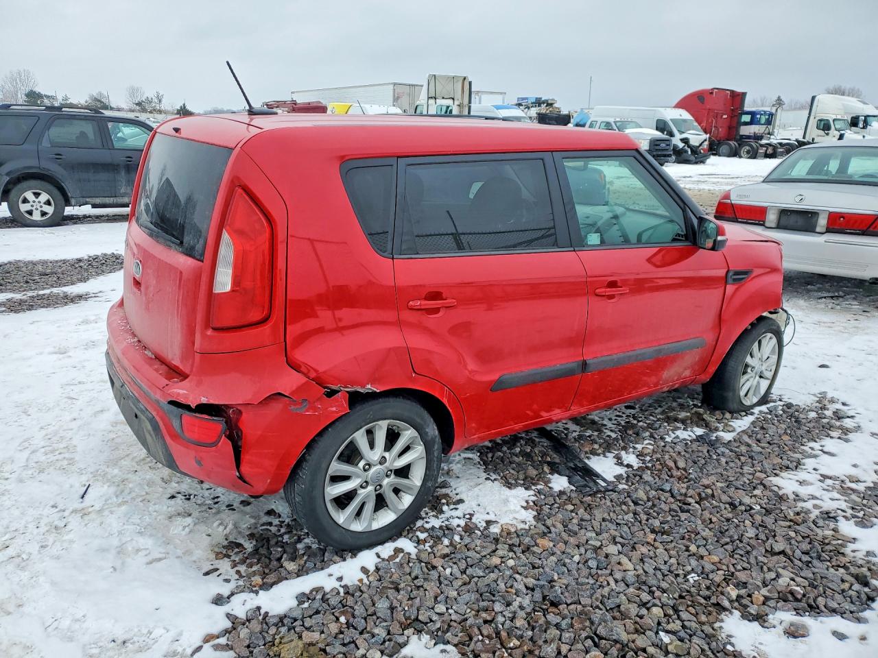 2012 Kia Soul + Red vin: KNDJT2A60C7404163