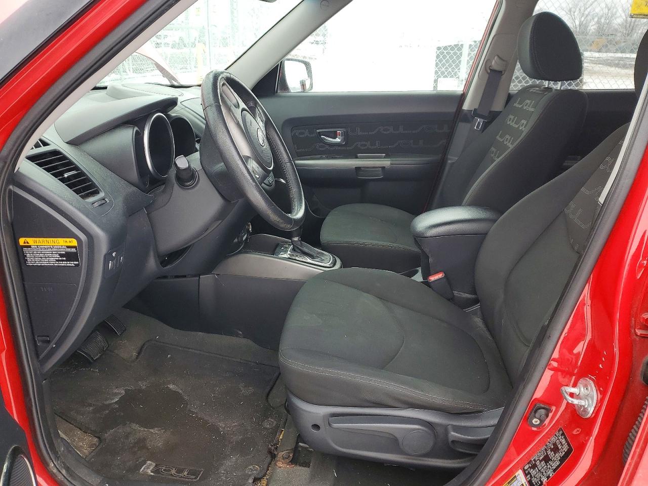2012 Kia Soul + Red vin: KNDJT2A60C7404163