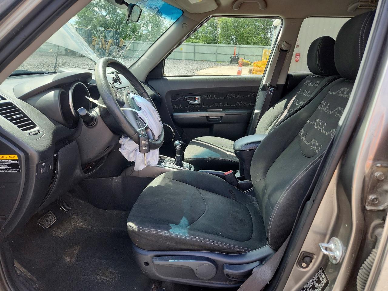 2012 Kia Soul + Gray vin: KNDJT2A60C7410125