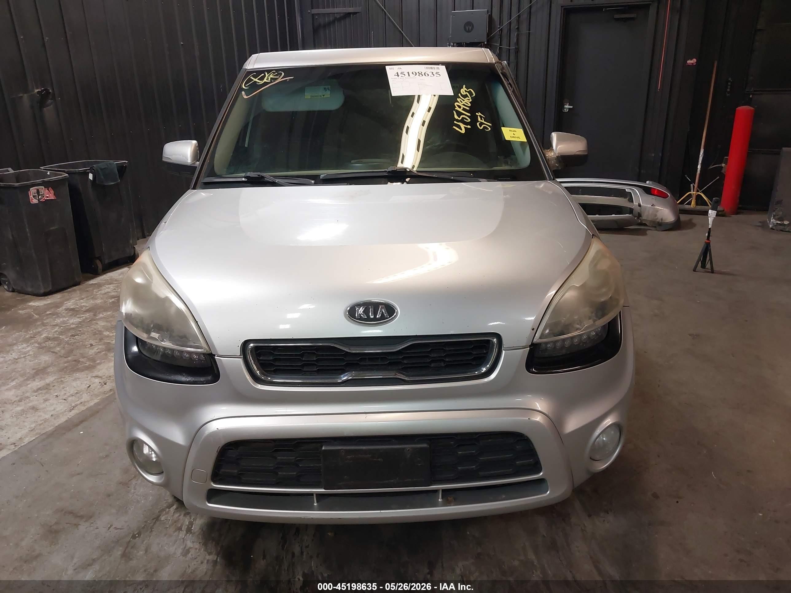 2012 Kia Soul ! Silver vin: KNDJT2A60C7420170