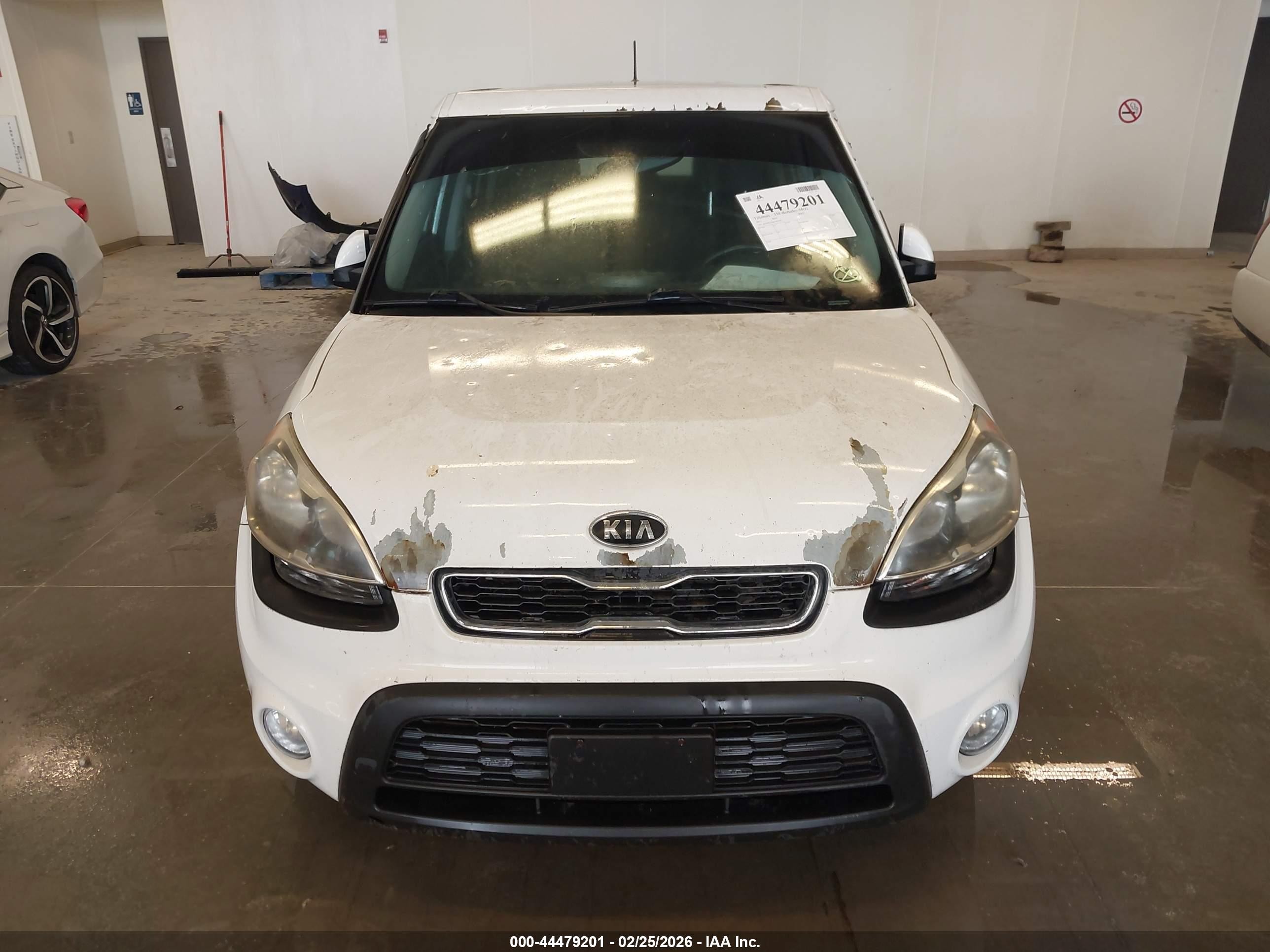 2012 Kia Soul + White vin: KNDJT2A60C7427071