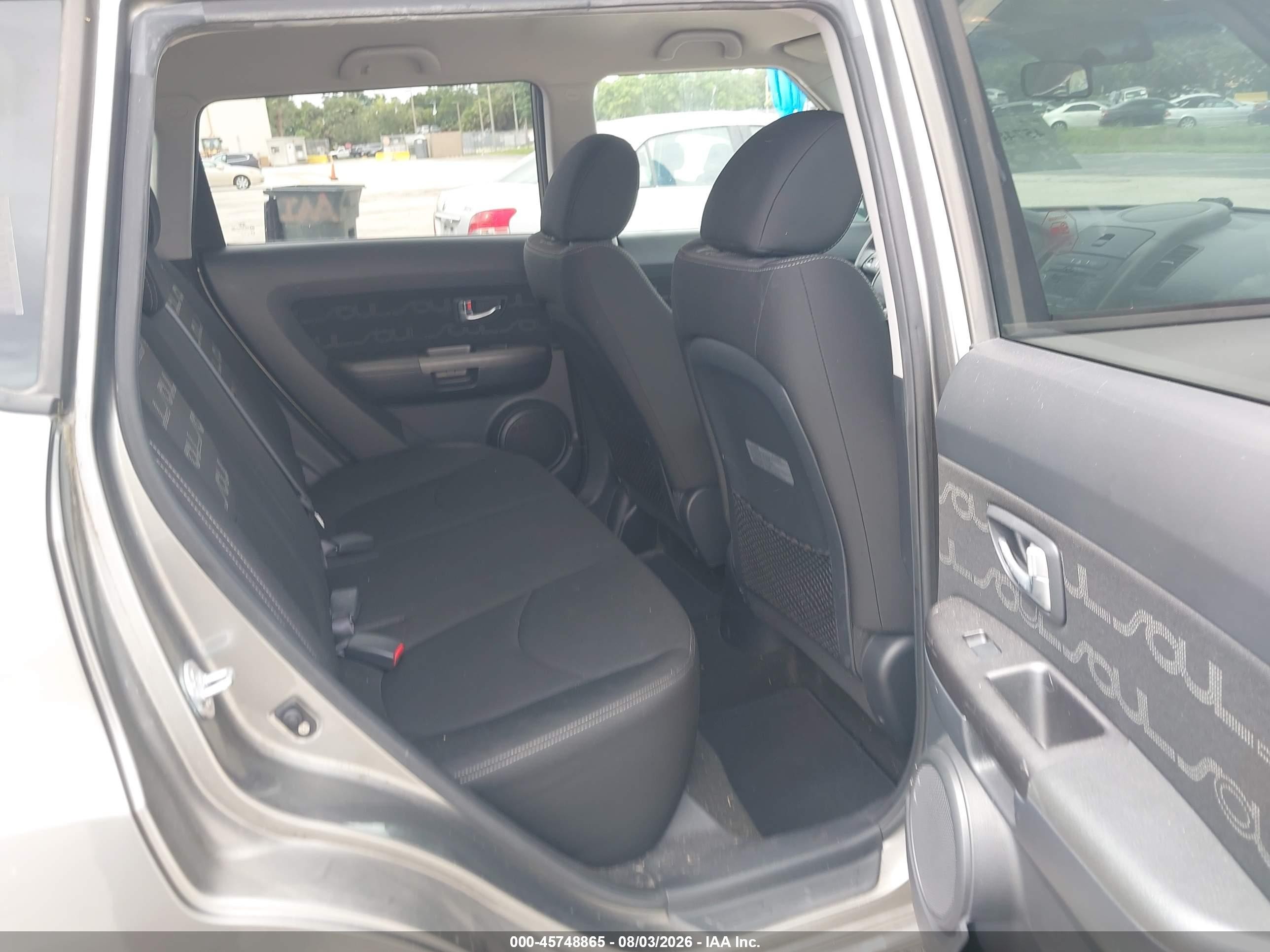 2012 Kia Soul + Gray vin: KNDJT2A60C7444565