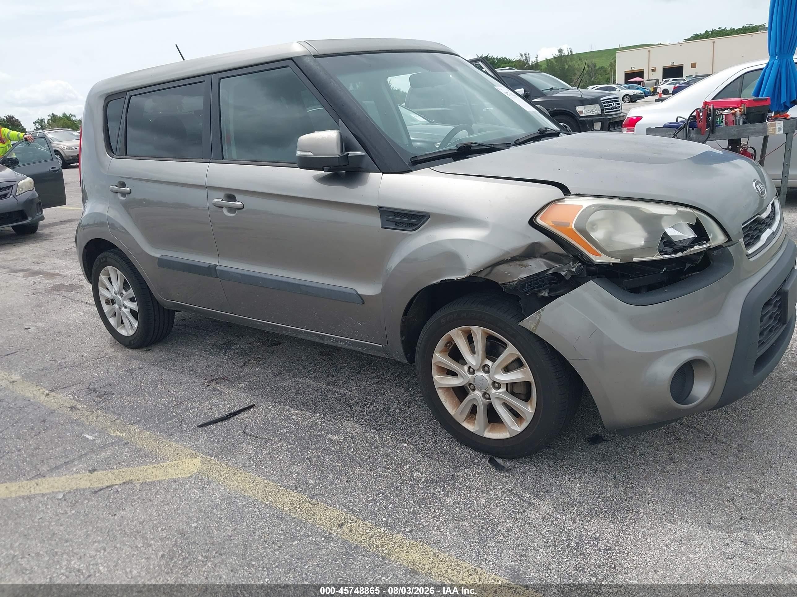 2012 Kia Soul + Gray vin: KNDJT2A60C7444565