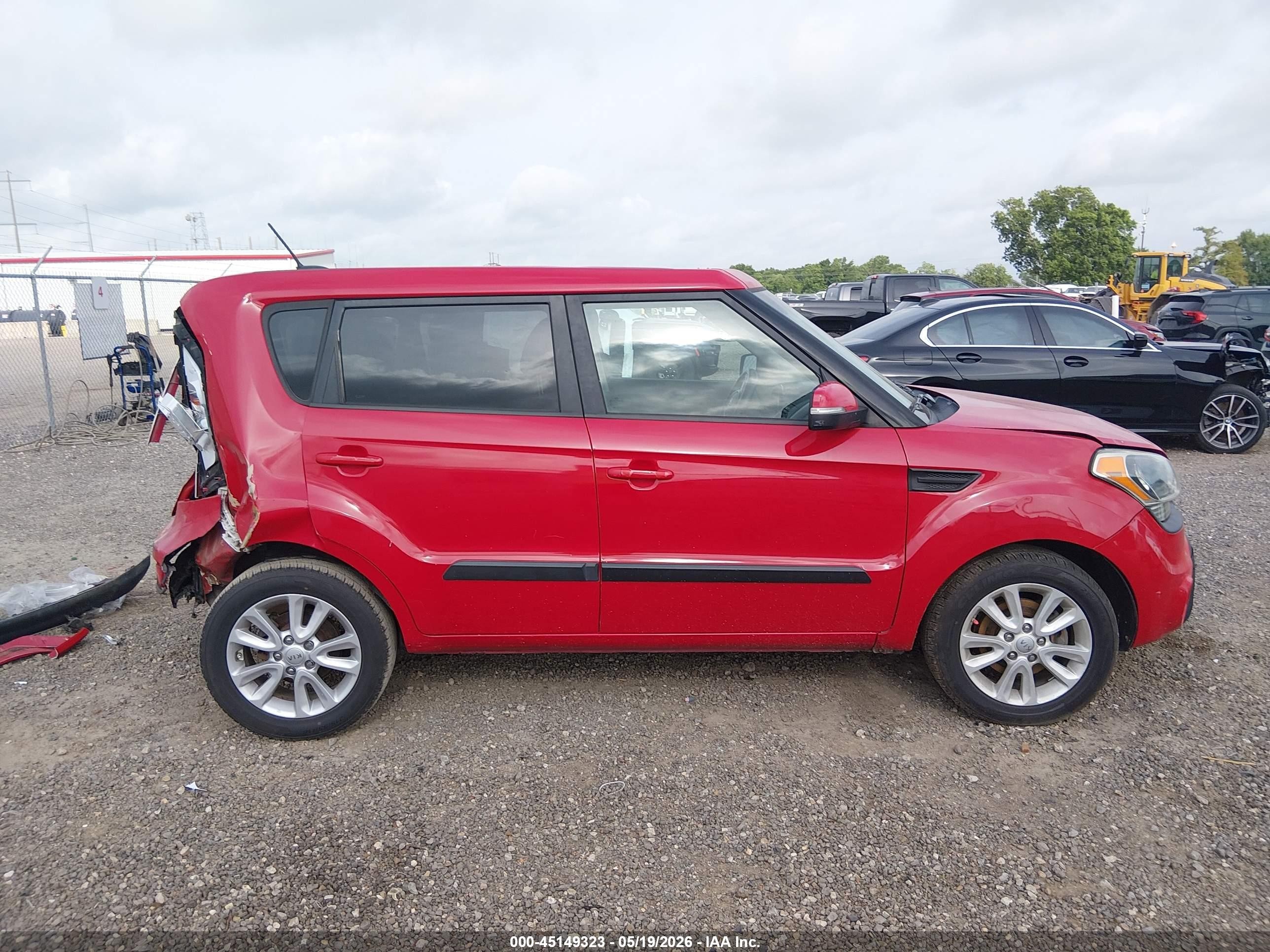 2012 Kia Soul + Красный vin: KNDJT2A60C7462726
