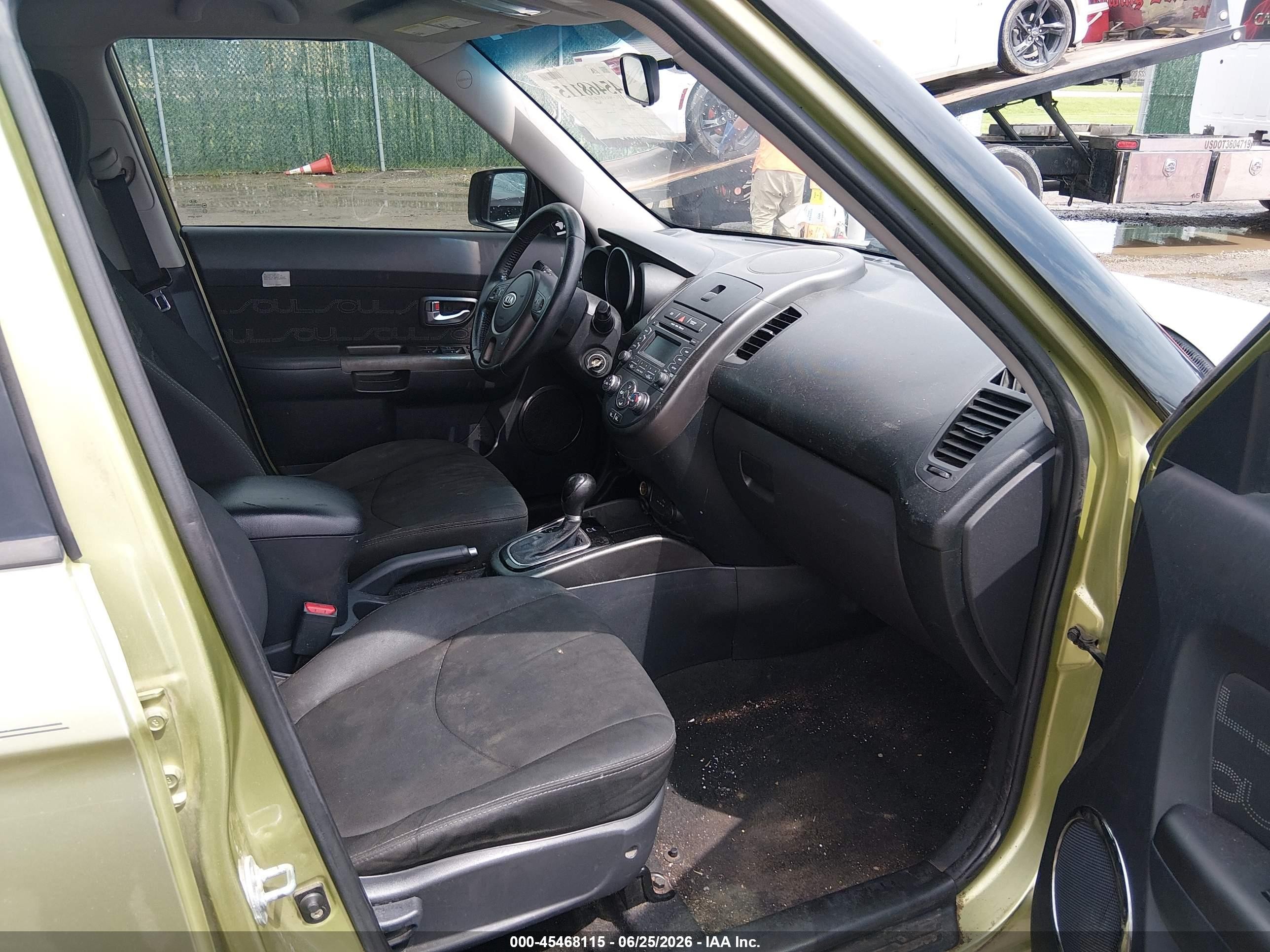 2012 Kia Soul + Зеленый vin: KNDJT2A60C7468610