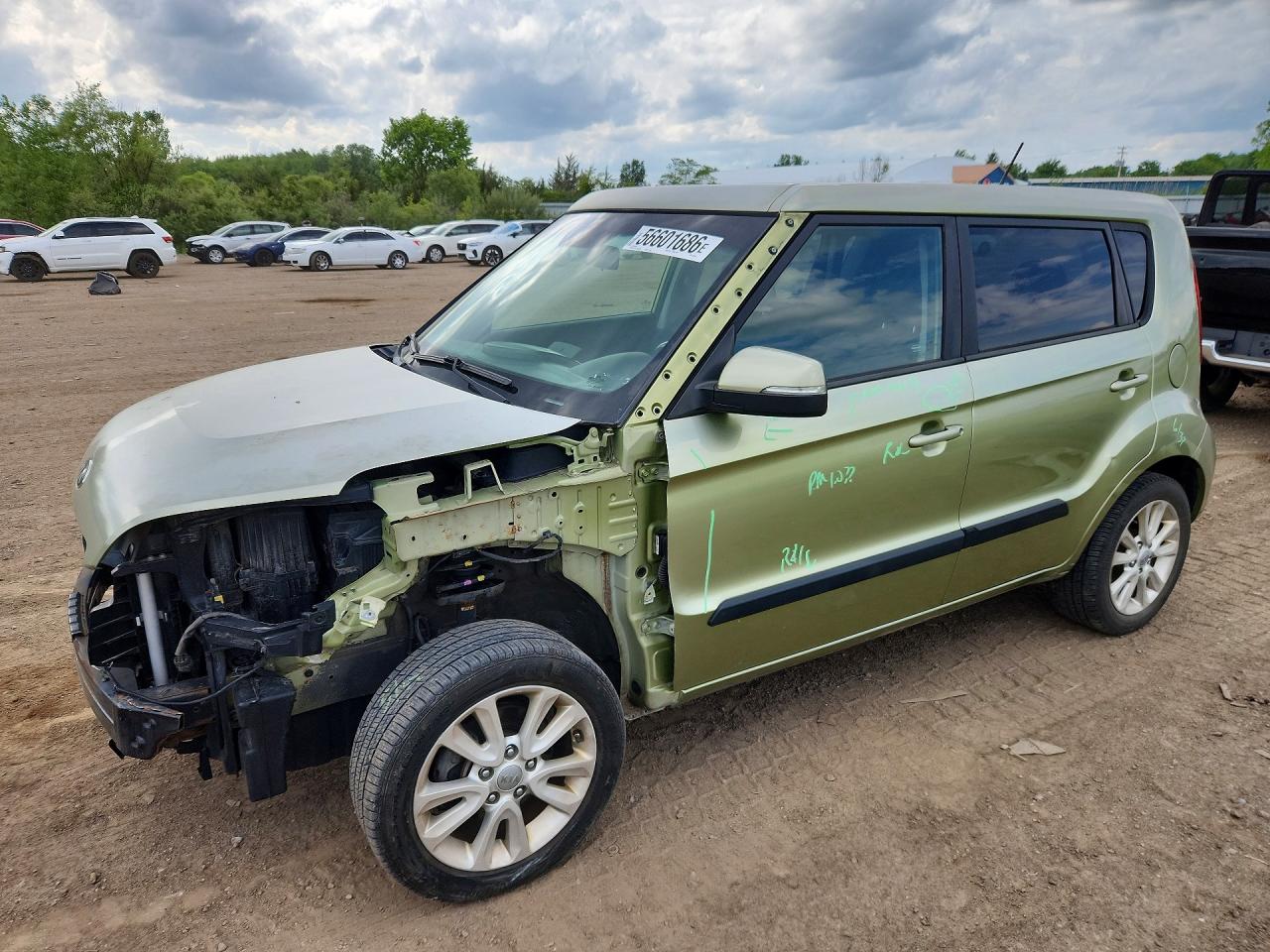 2013 Kia Soul + Green vin: KNDJT2A60D7507164
