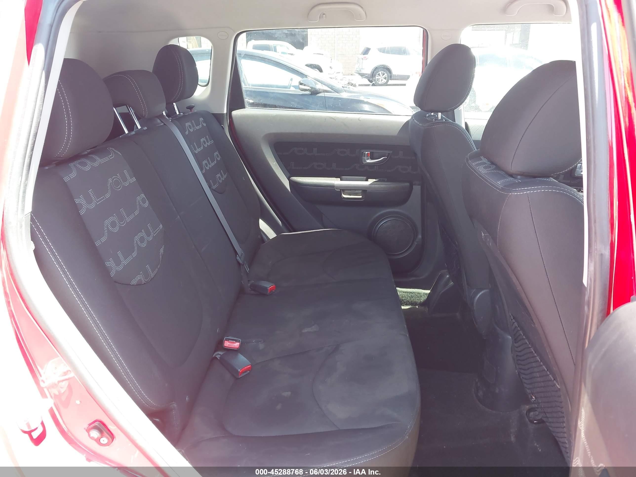 2013 Kia Soul + Red vin: KNDJT2A60D7508783