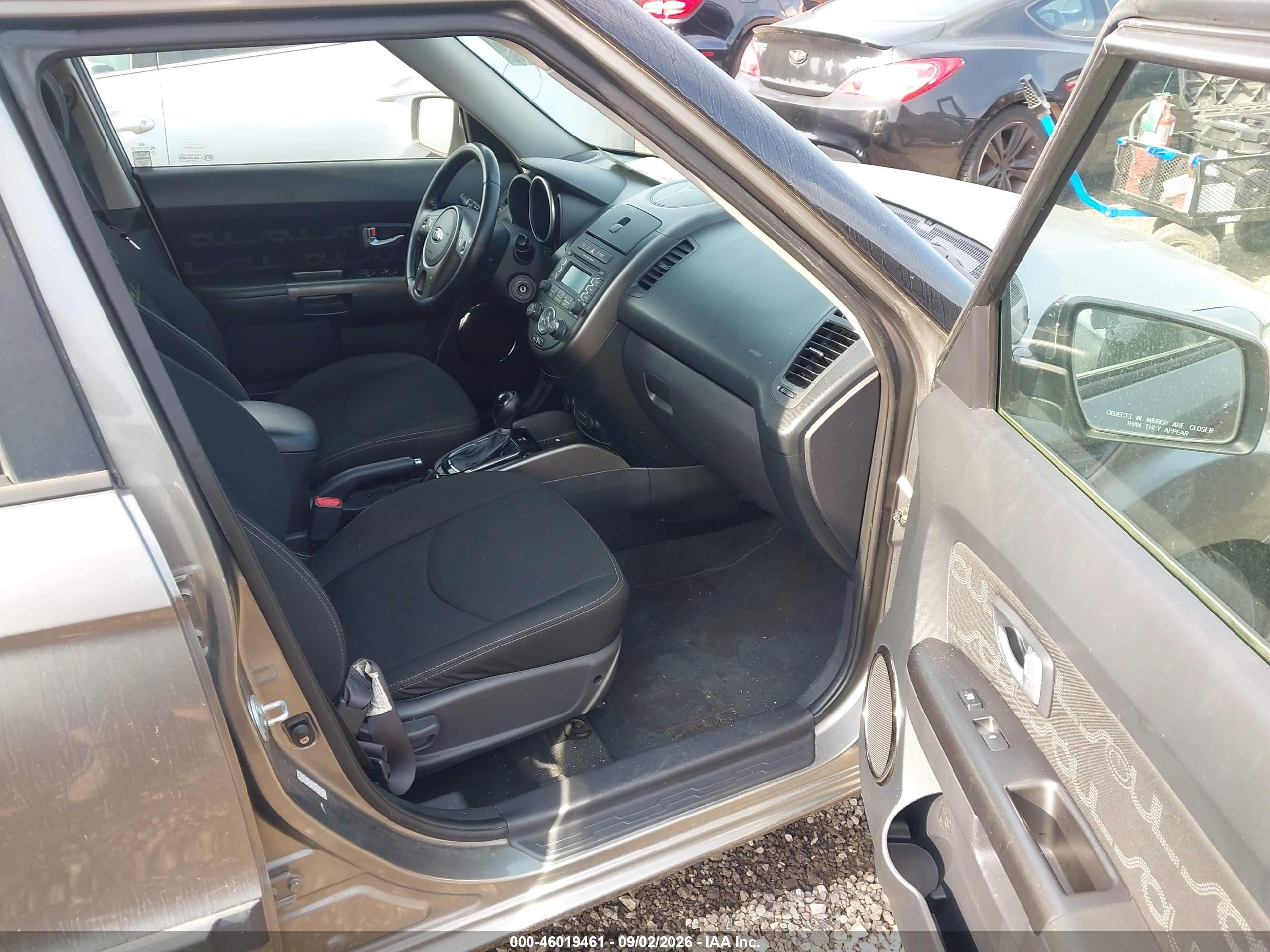 2013 Kia Soul + Gray vin: KNDJT2A60D7520125