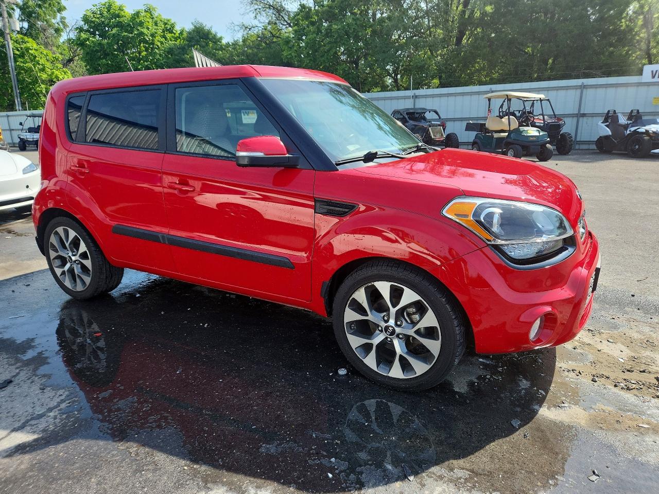 2013 Kia Soul ! Red vin: KNDJT2A60D7549513