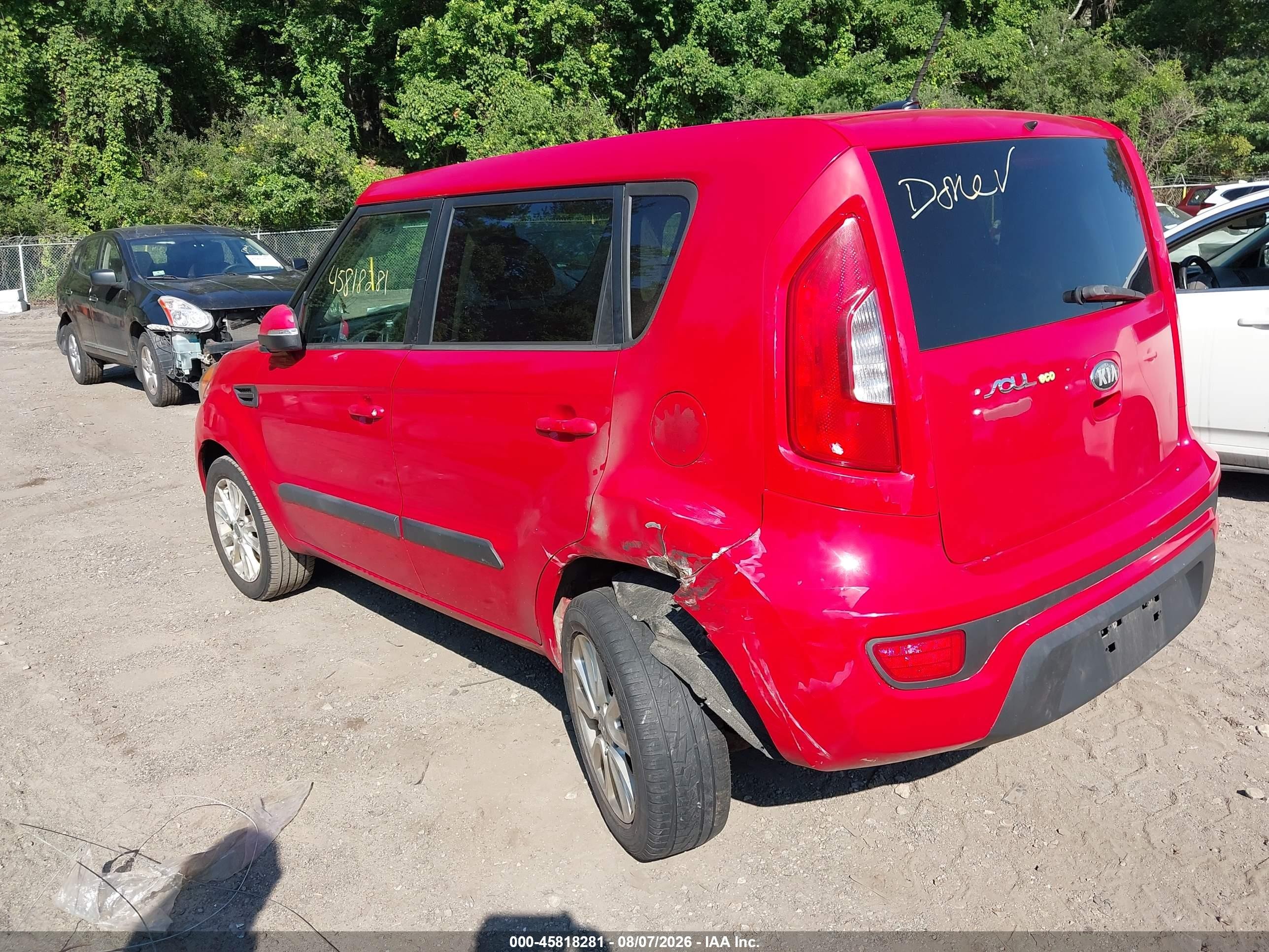 2013 Kia Soul + Red vin: KNDJT2A60D7550502