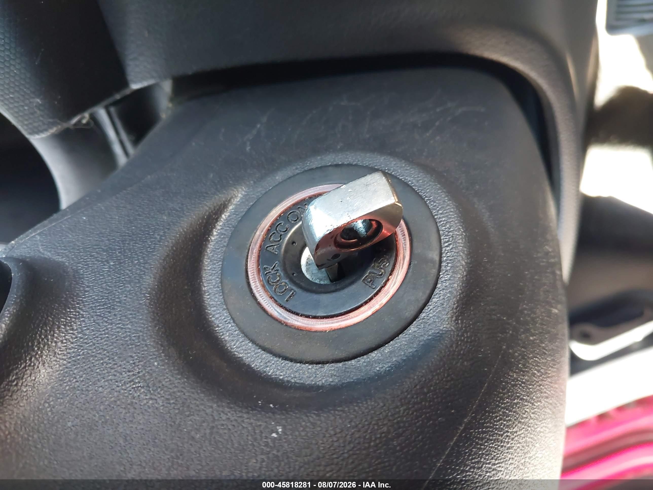 2013 Kia Soul + Red vin: KNDJT2A60D7550502