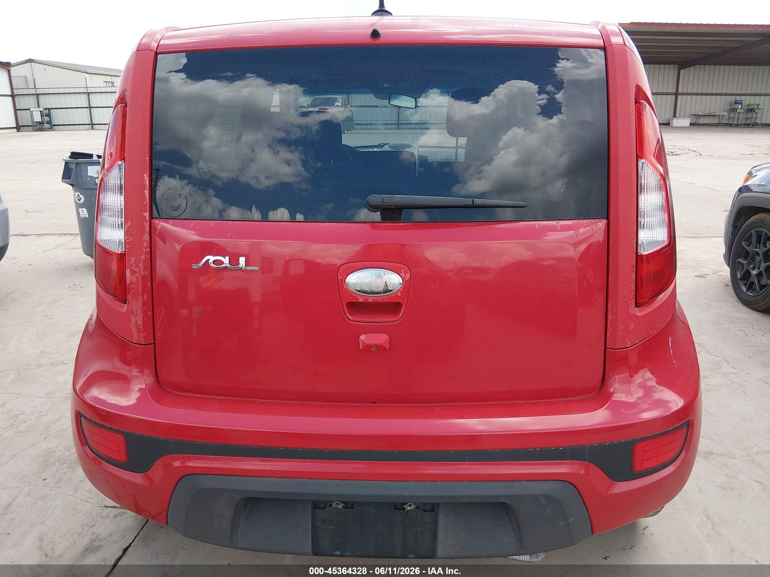 2013 Kia Soul + Красный vin: KNDJT2A60D7566196