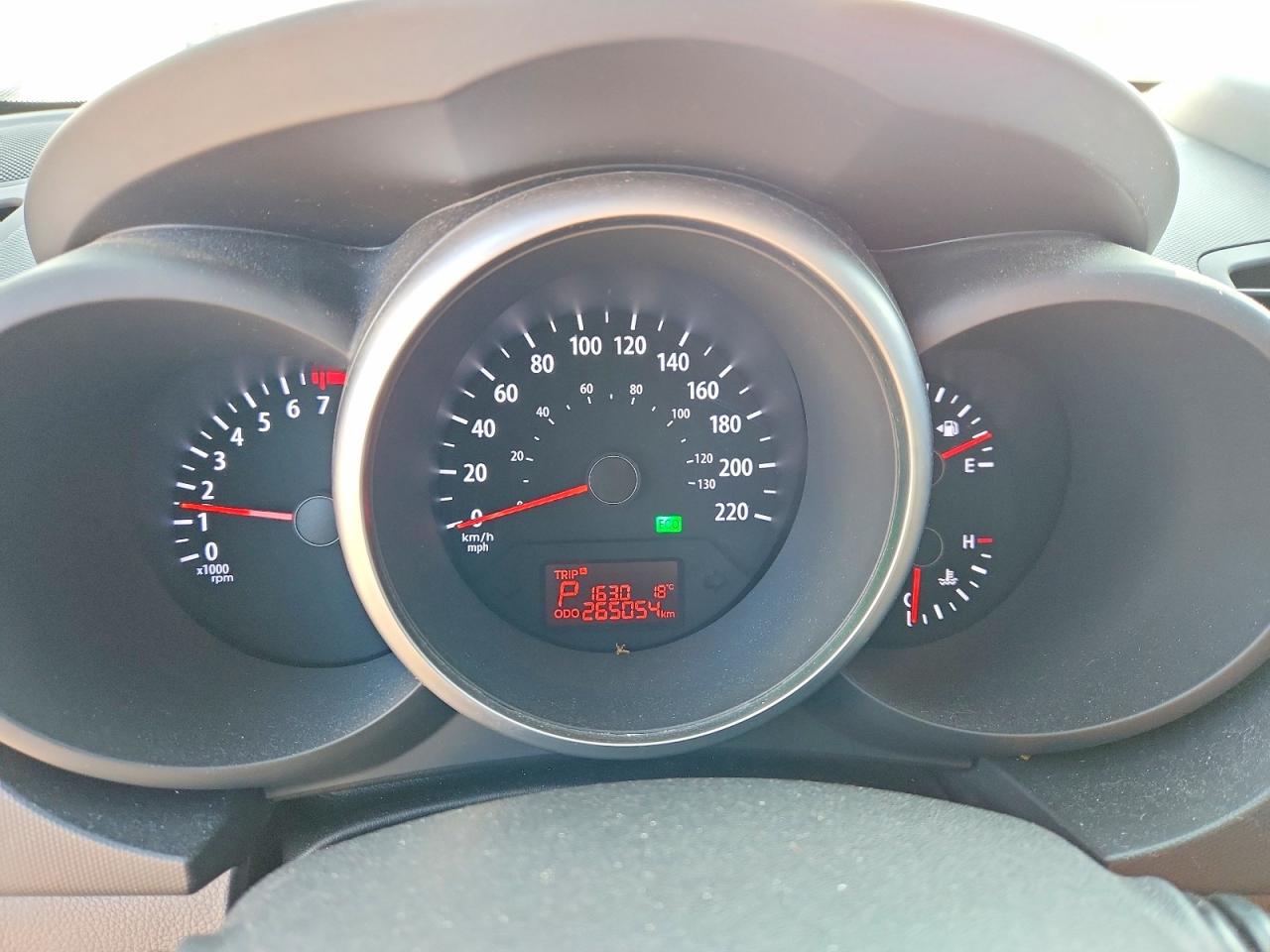2013 Kia Soul White vin: KNDJT2A60D7759321