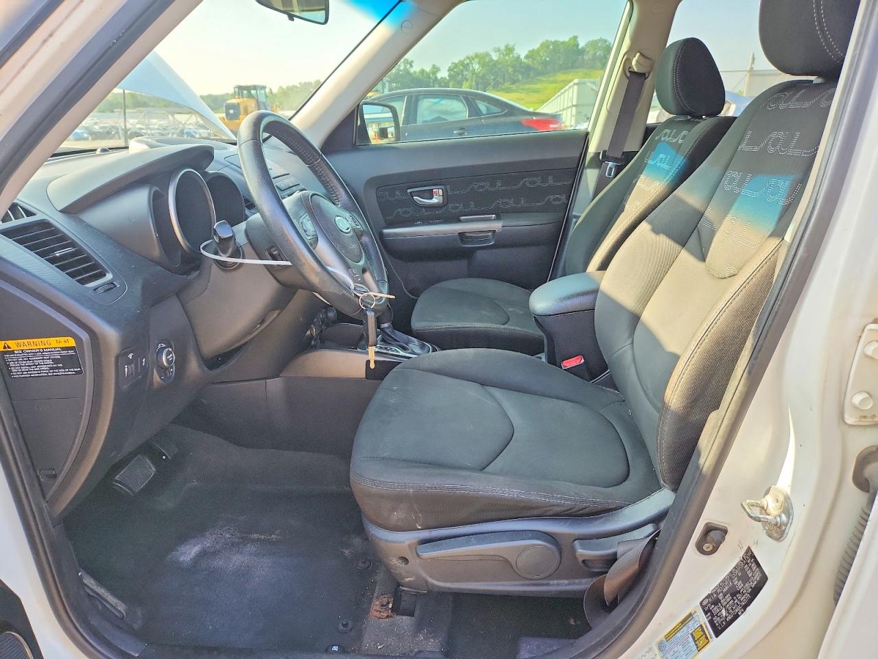 2012 Kia Soul + Белый vin: KNDJT2A61C7415771