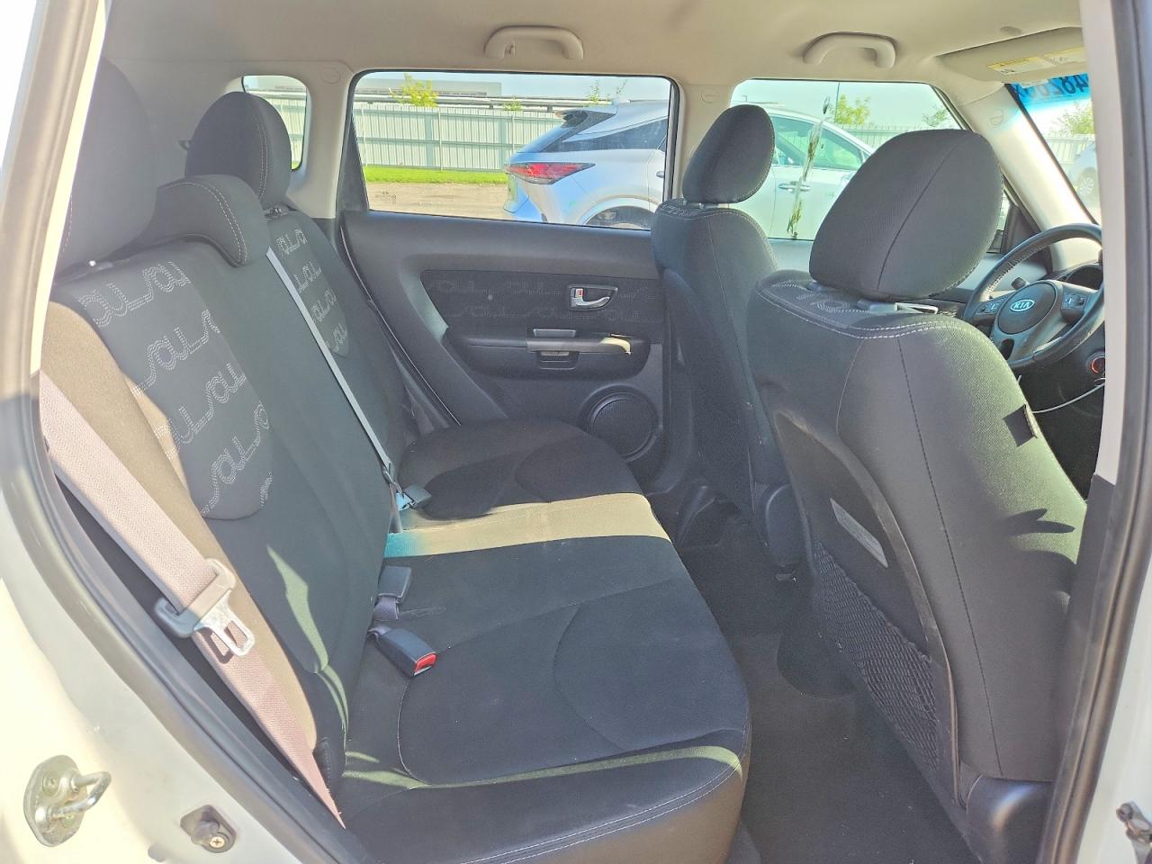 2012 Kia Soul + Белый vin: KNDJT2A61C7415771