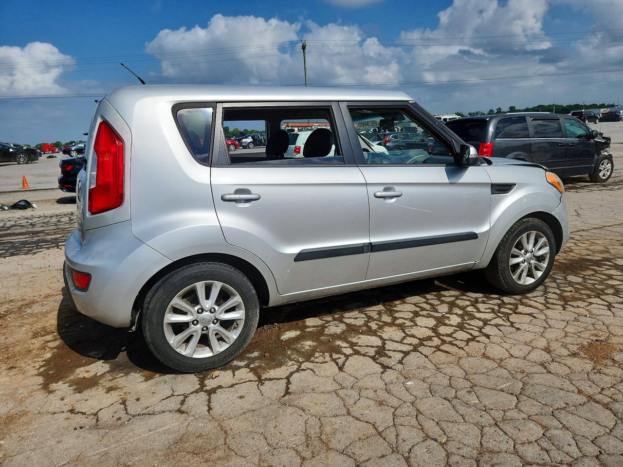 2012 Kia Soul + Silver vin: KNDJT2A61C7440170