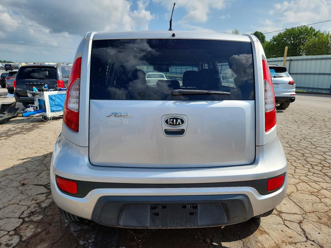 2012 Kia Soul + Silver vin: KNDJT2A61C7440170