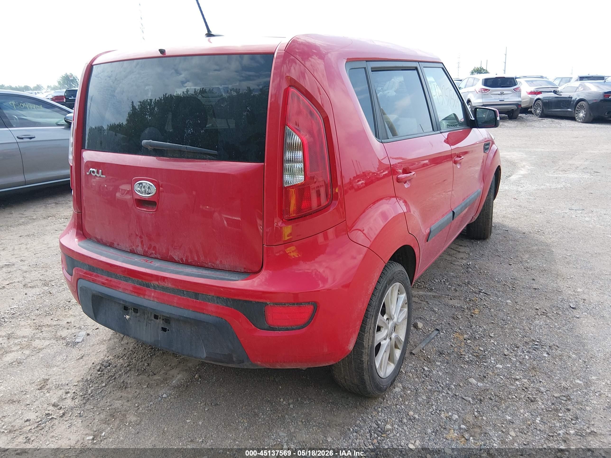 2012 Kia Soul + Красный vin: KNDJT2A61C7450990
