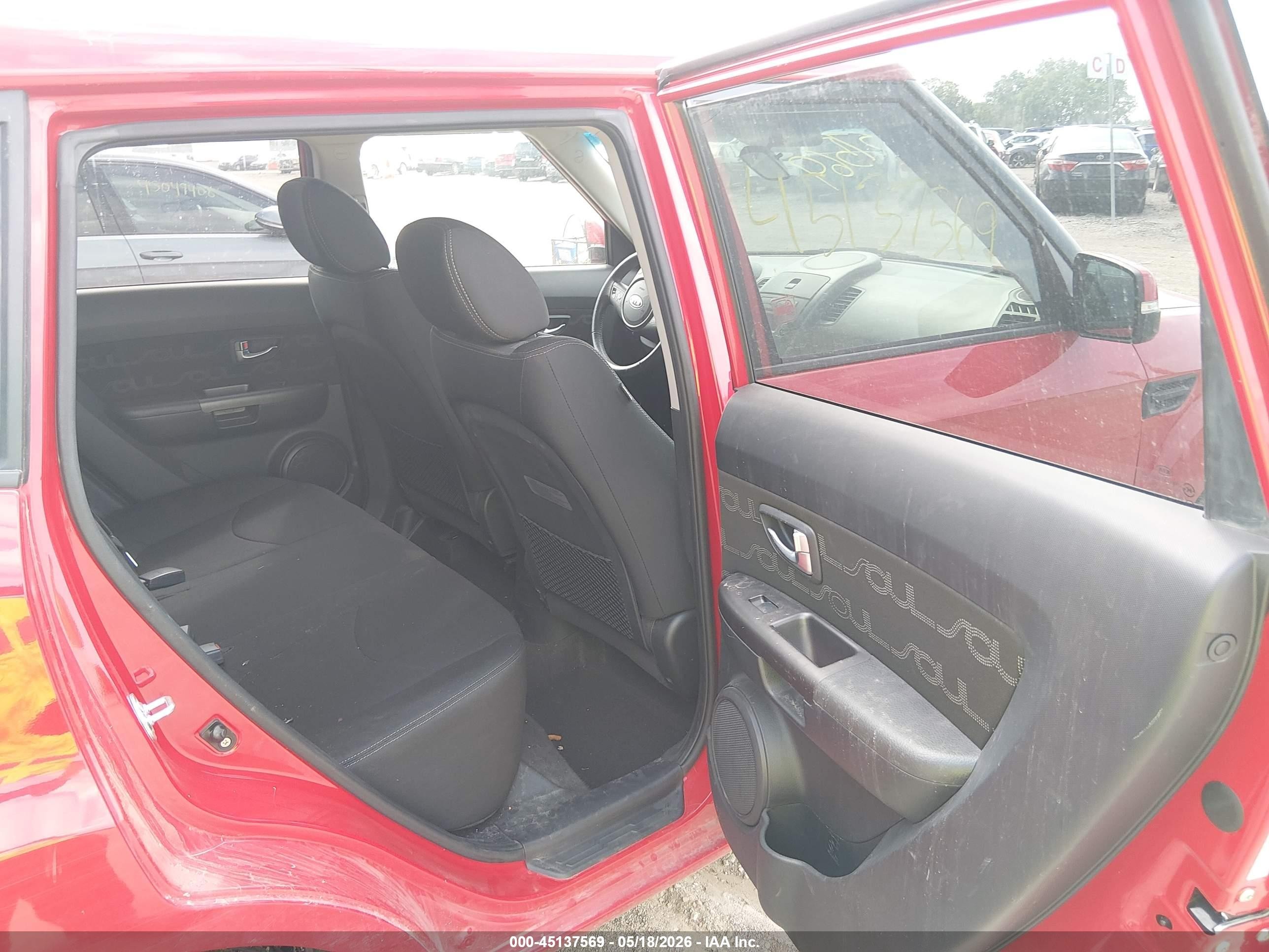 2012 Kia Soul + Красный vin: KNDJT2A61C7450990