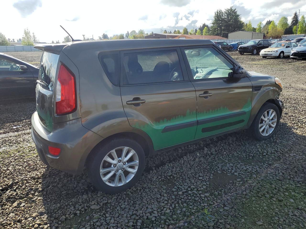 2012 Kia Soul + Коричневый vin: KNDJT2A61C7470608